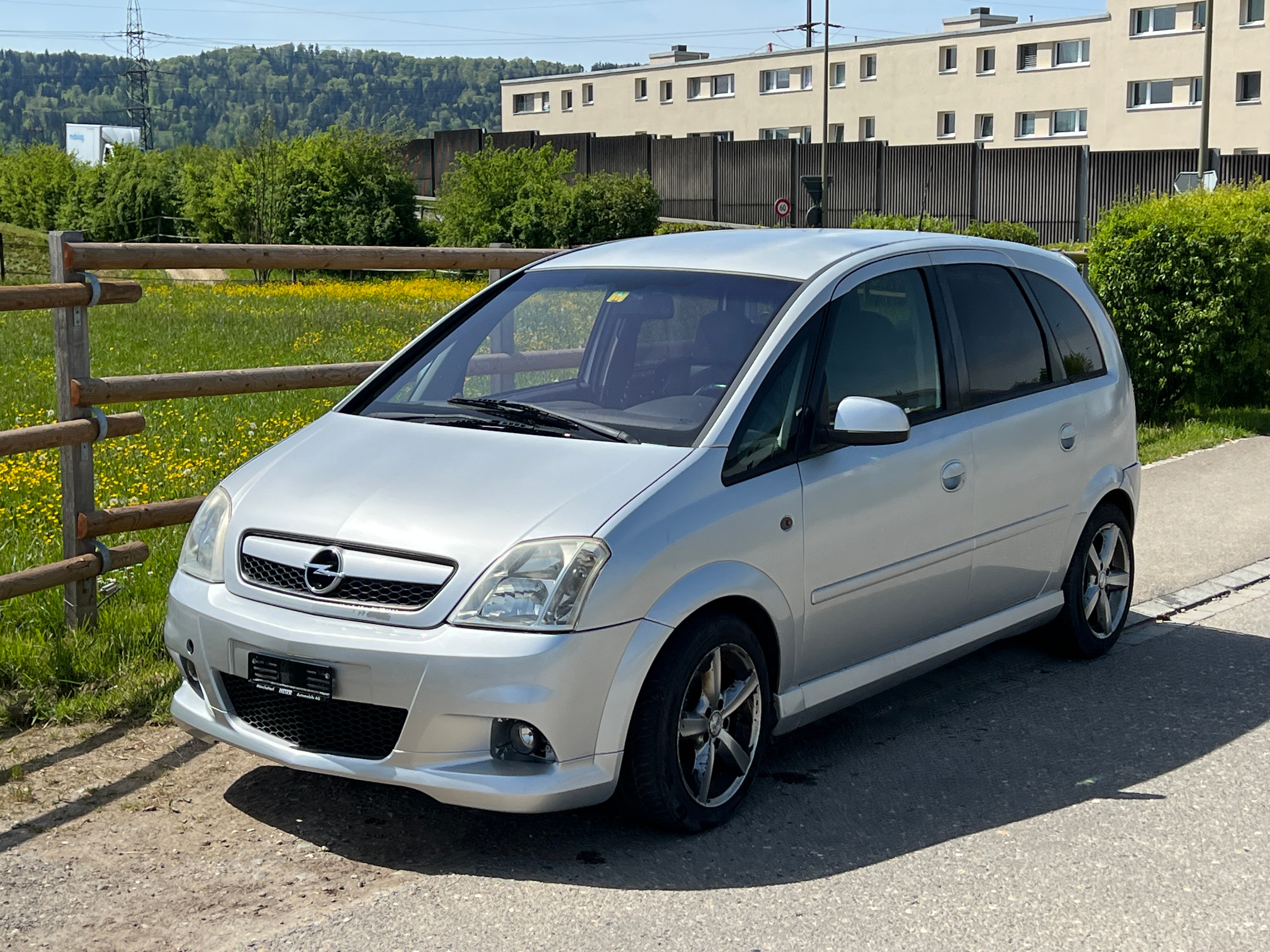 OPEL Meriva 1.6i 16V Turbo OPC