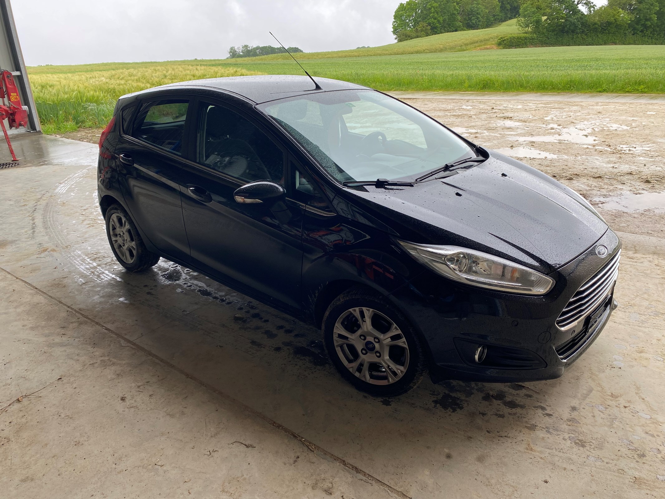 FORD Fiesta 1.0 SCTi Titanium