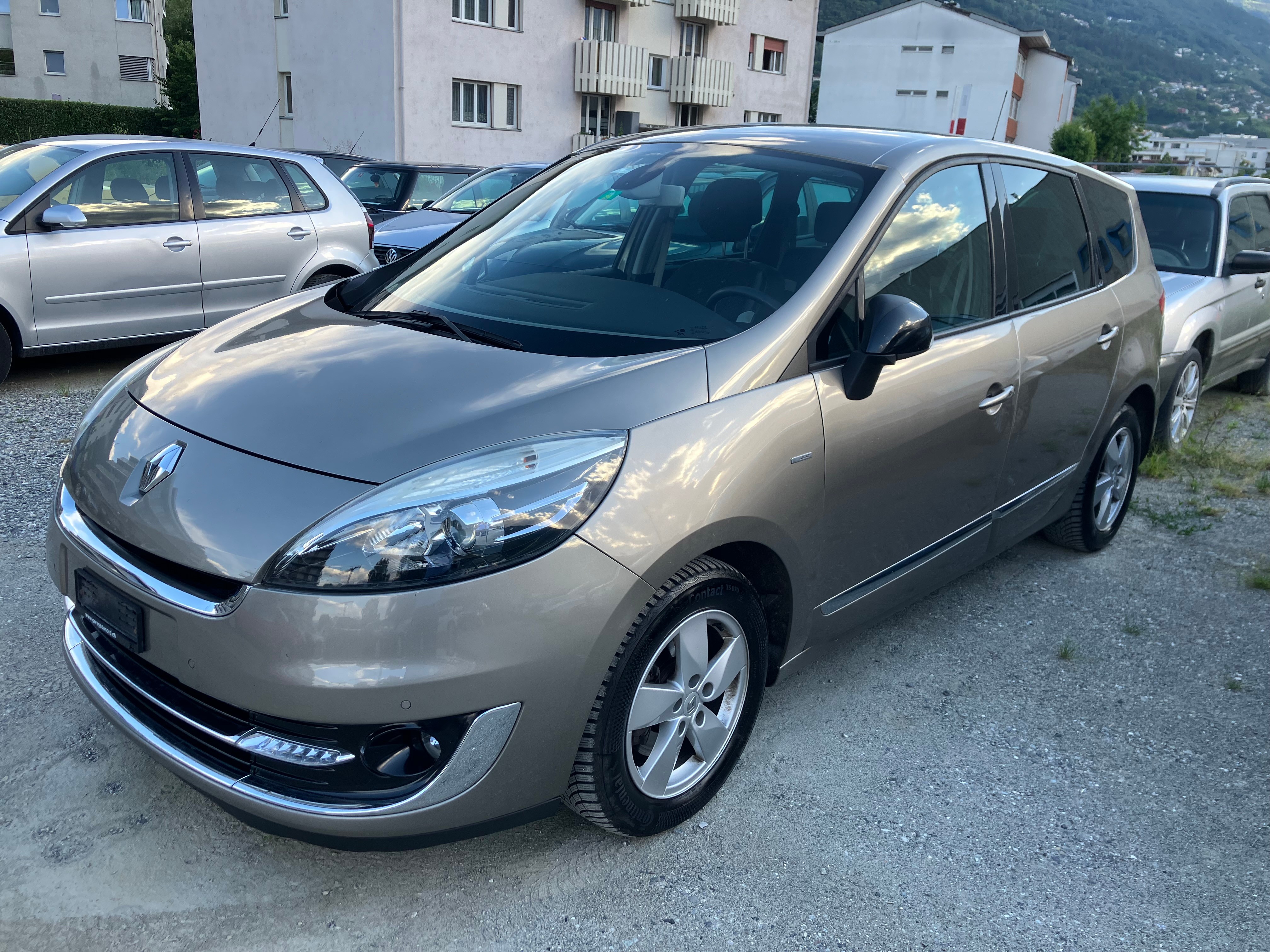 RENAULT Grand Scénic 1.4 16V Turbo Bose