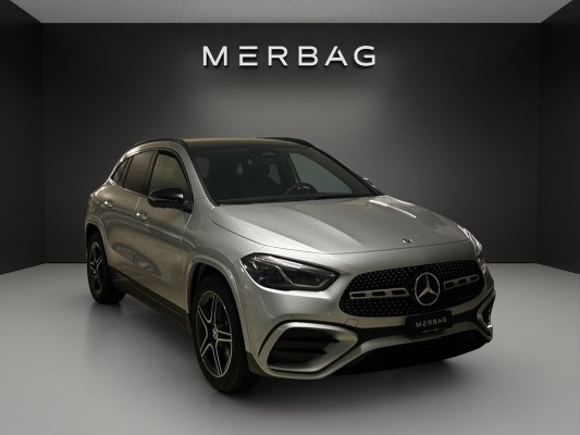 MERCEDES-BENZ GLA 220d 4Matic 8G-DCT