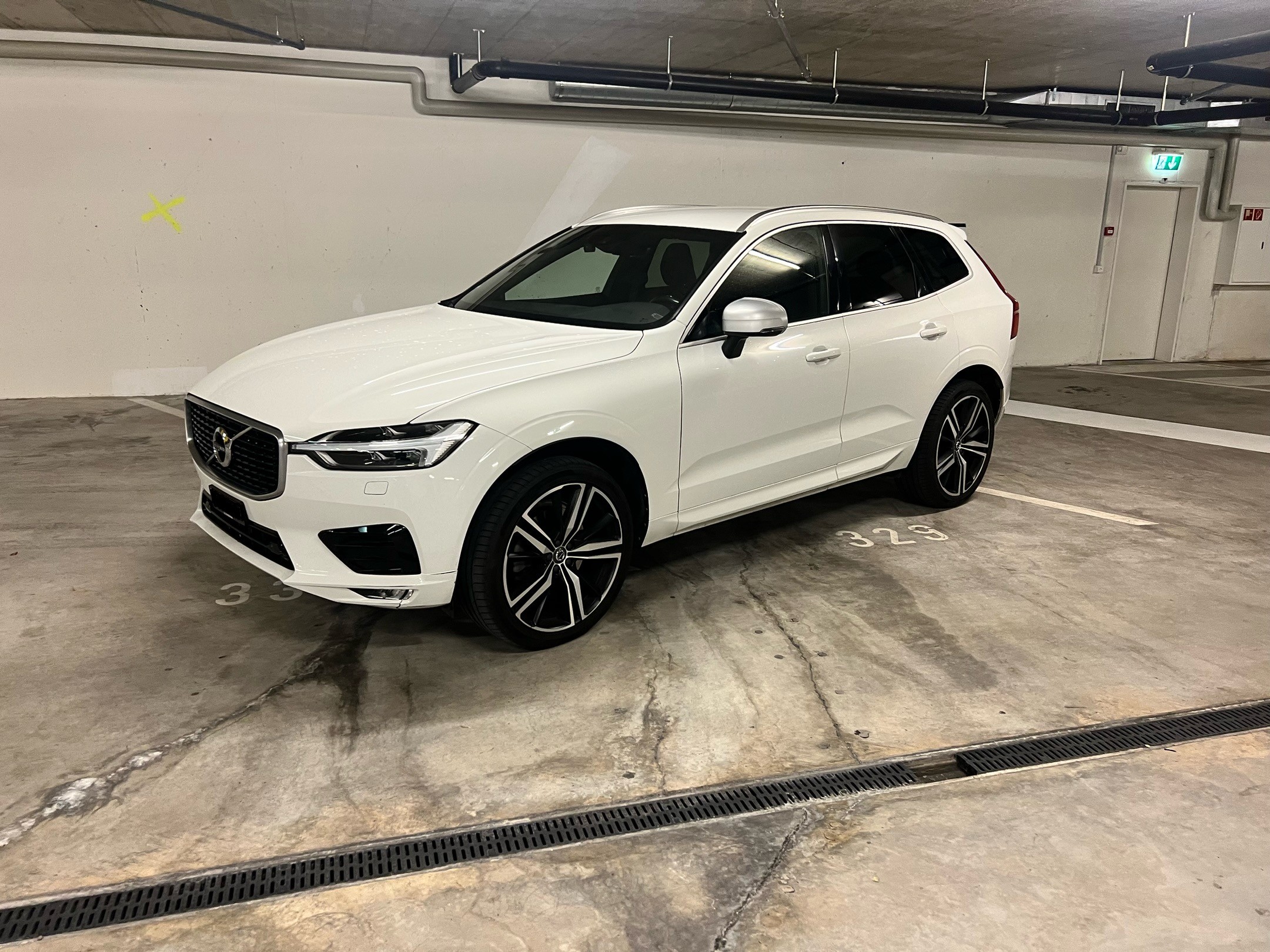 VOLVO XC60 D4 AWD R-Design Geartronic