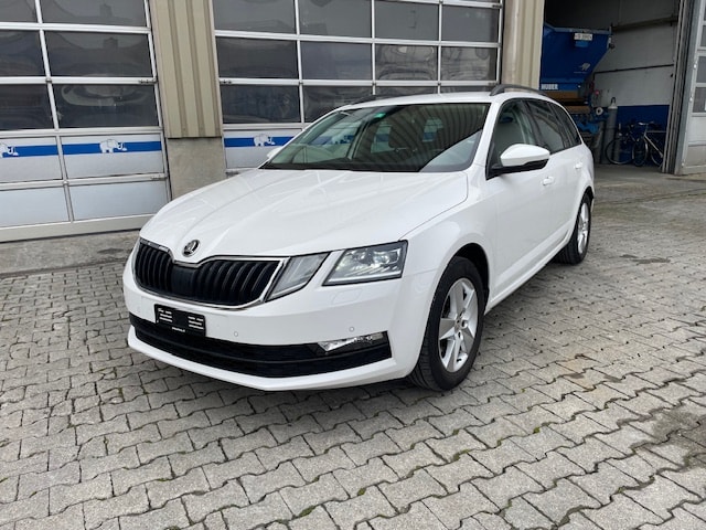 SKODA Octavia Combi 2.0 TDI Ambition 4x4 DSG