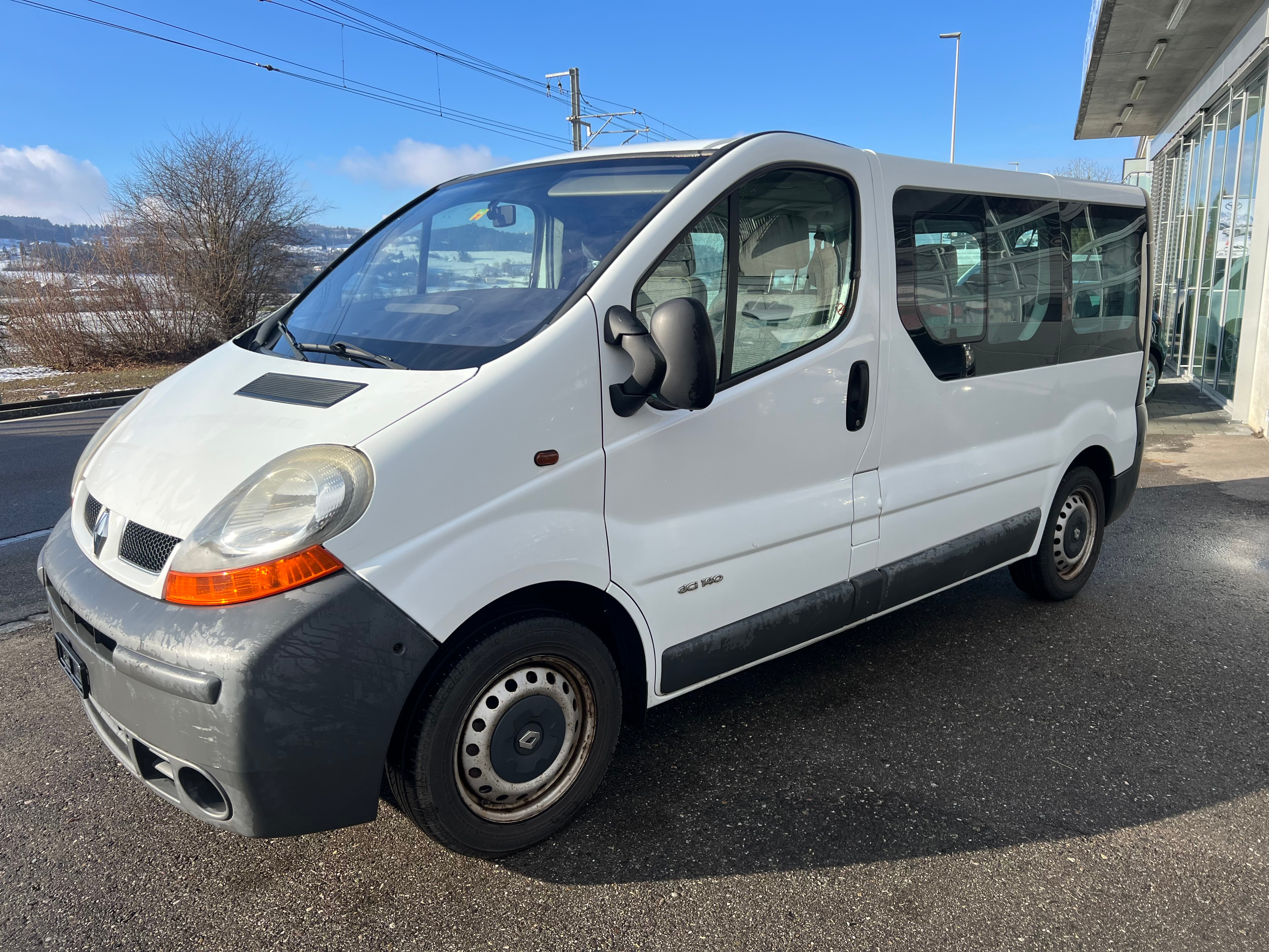 RENAULT Trafic 2.5 dCi 135 2.7t