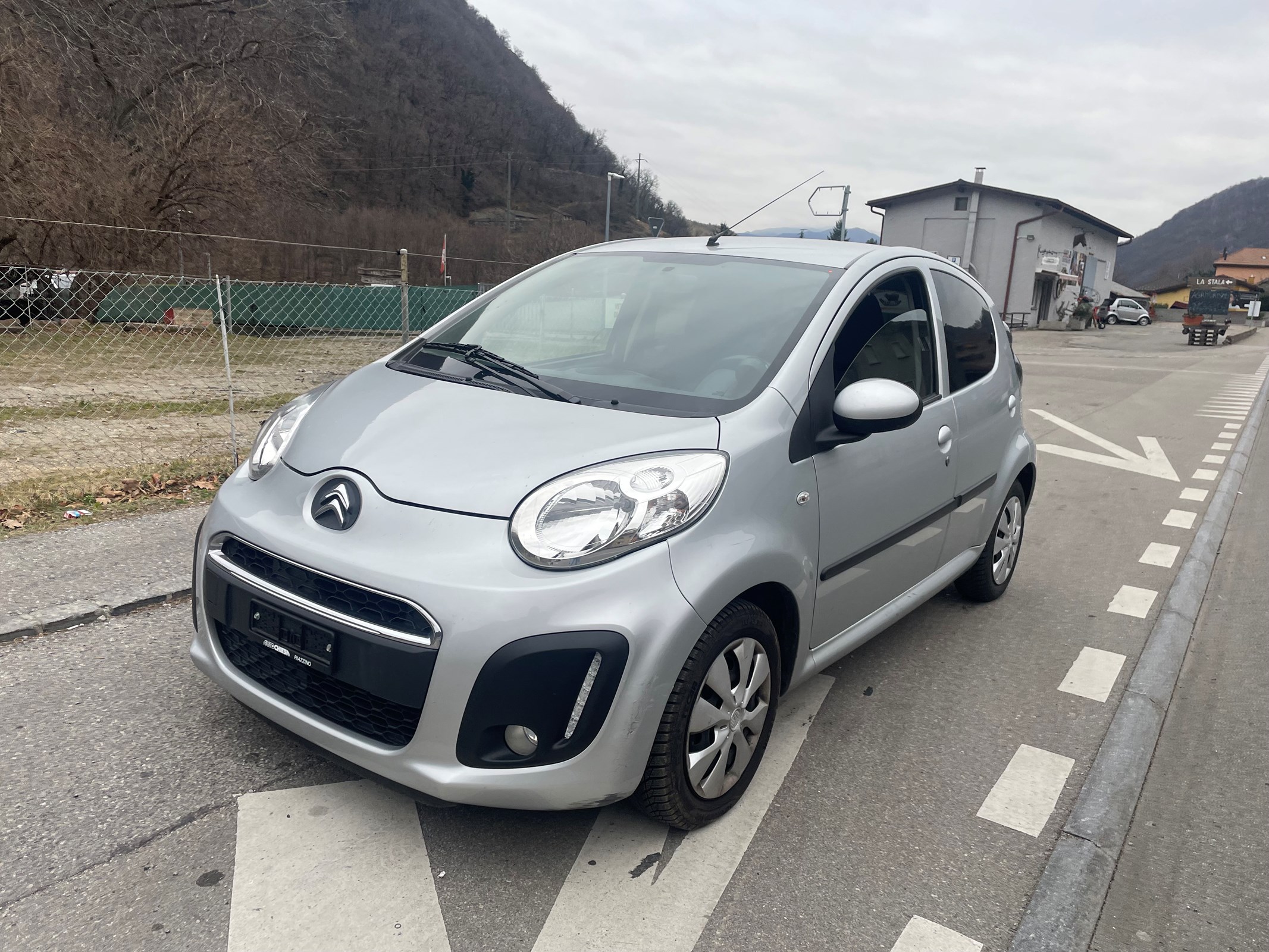 CITROEN C1 1.0i Exclusive