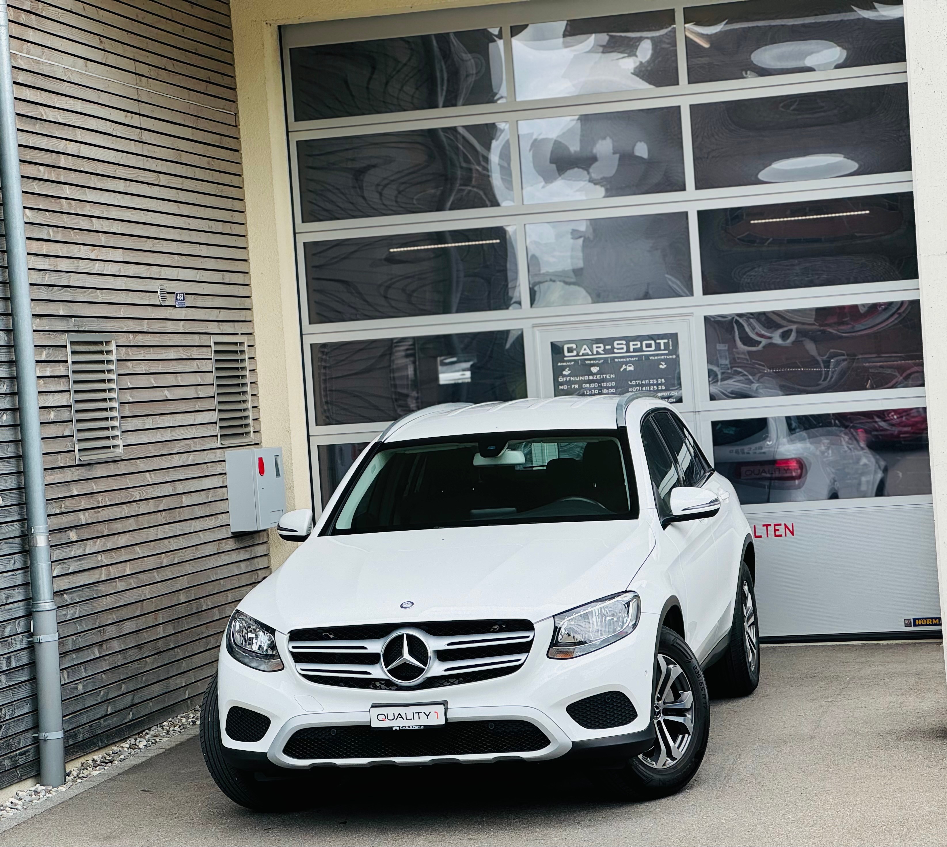 MERCEDES-BENZ GLC 250 4Matic 9G-Tronic