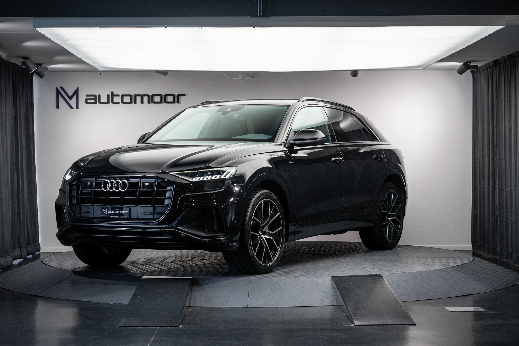 AUDI Q8 50 TDI quattro tiptronic *S-Line* *Matrix LED* *Panorama*