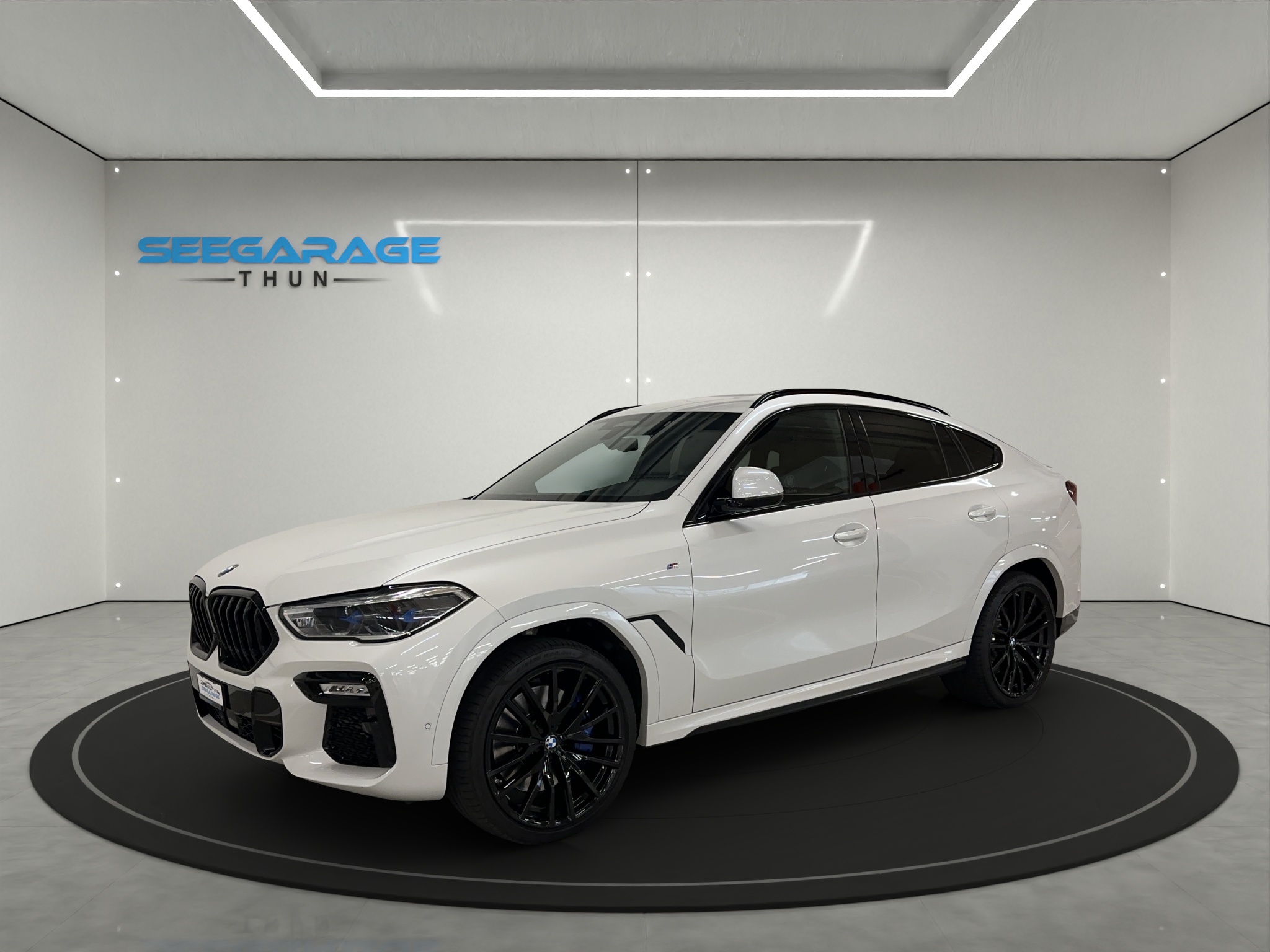 BMW X6 M50d *AHK*