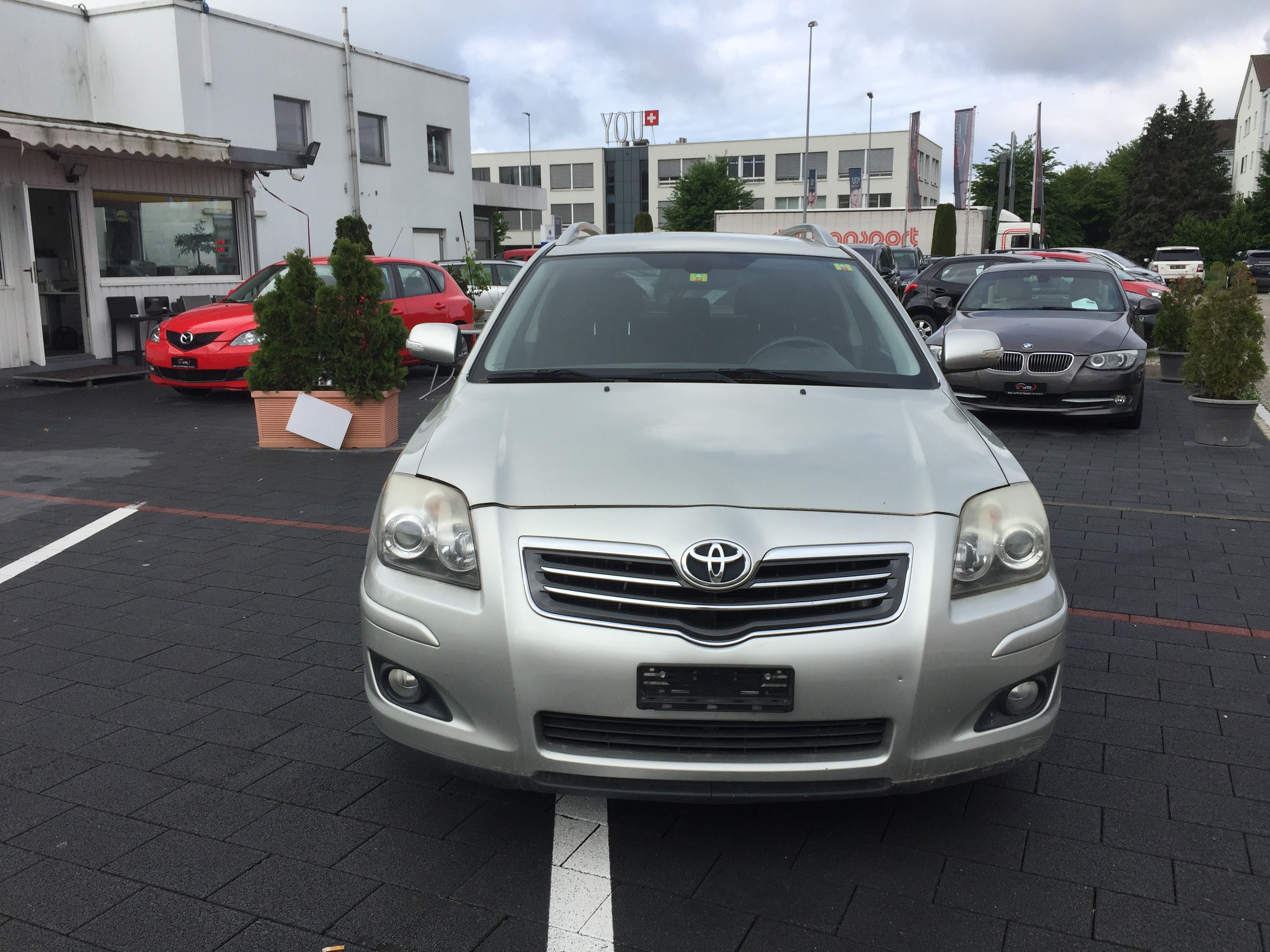 TOYOTA Avensis 2.2D-4 D CleanP. Linea Sol Prem.