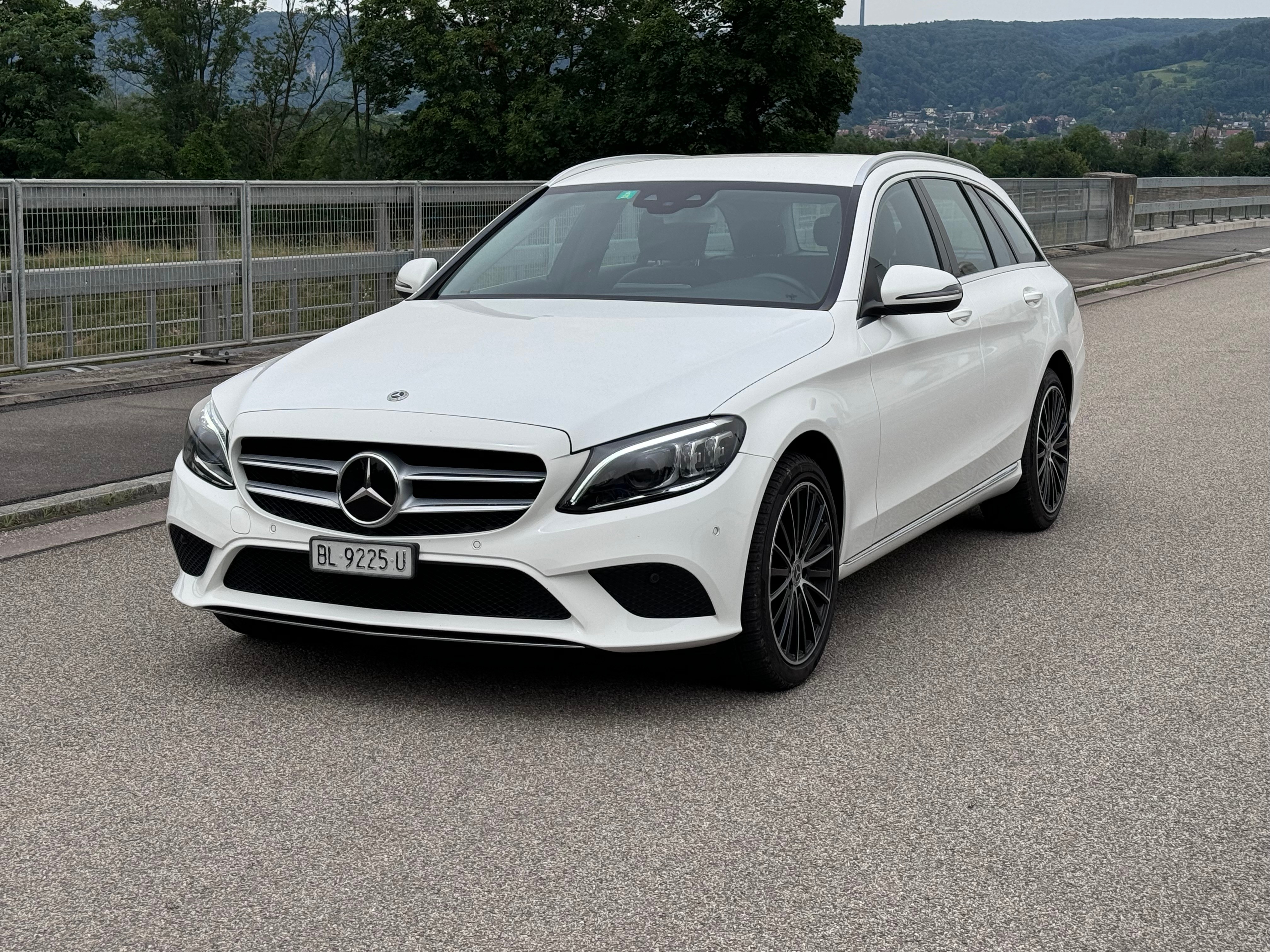 MERCEDES-BENZ C 200 Avantgarde 4Matic 9G-Tronic