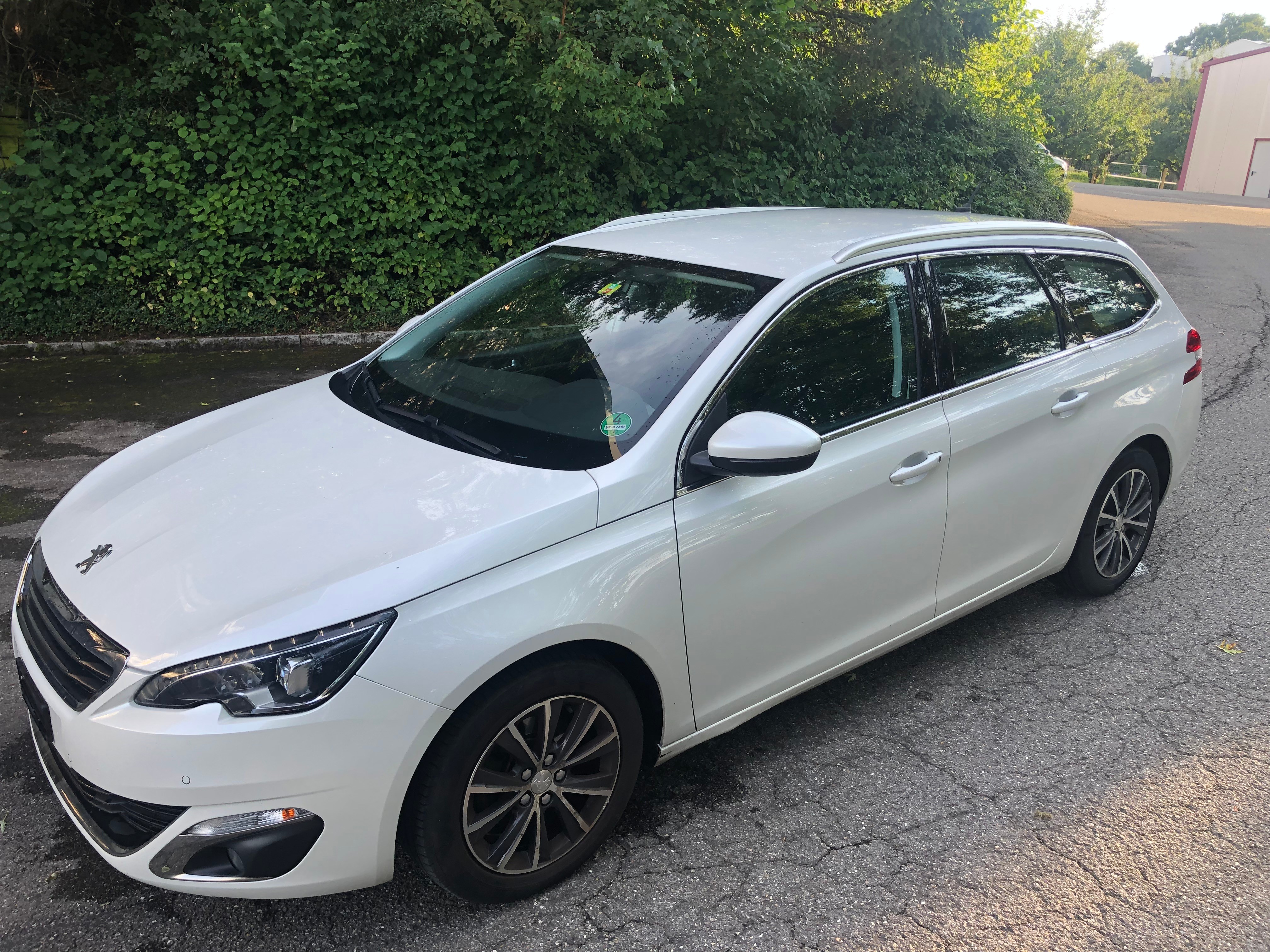 PEUGEOT 308 SW 1.2 THP Allure