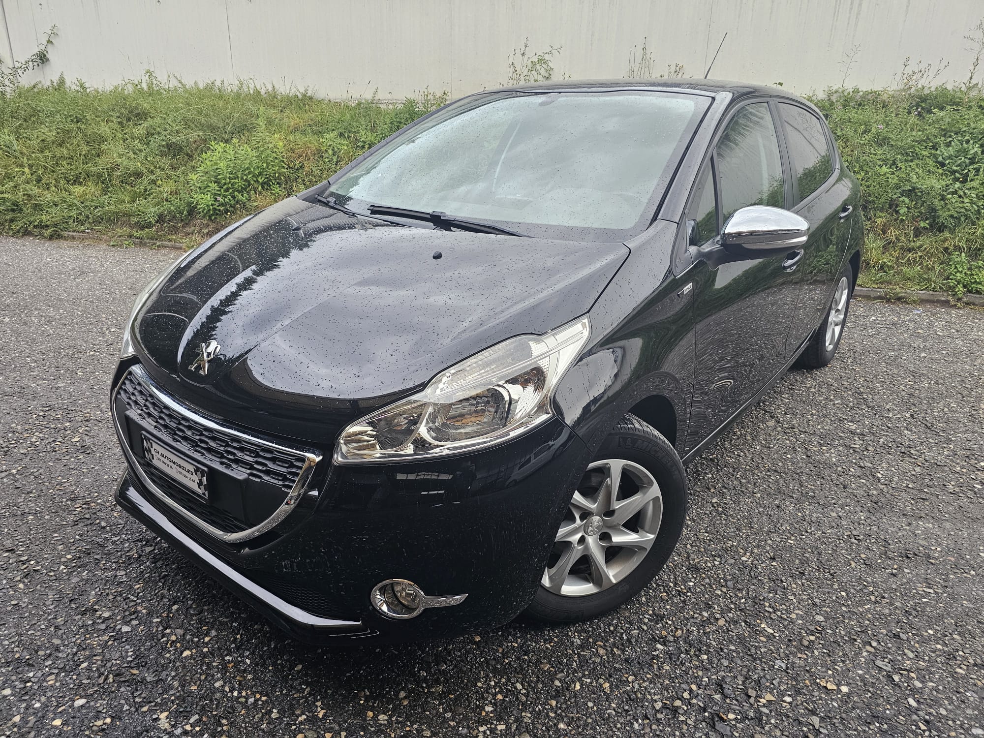 PEUGEOT 208 1.2 VTI Active