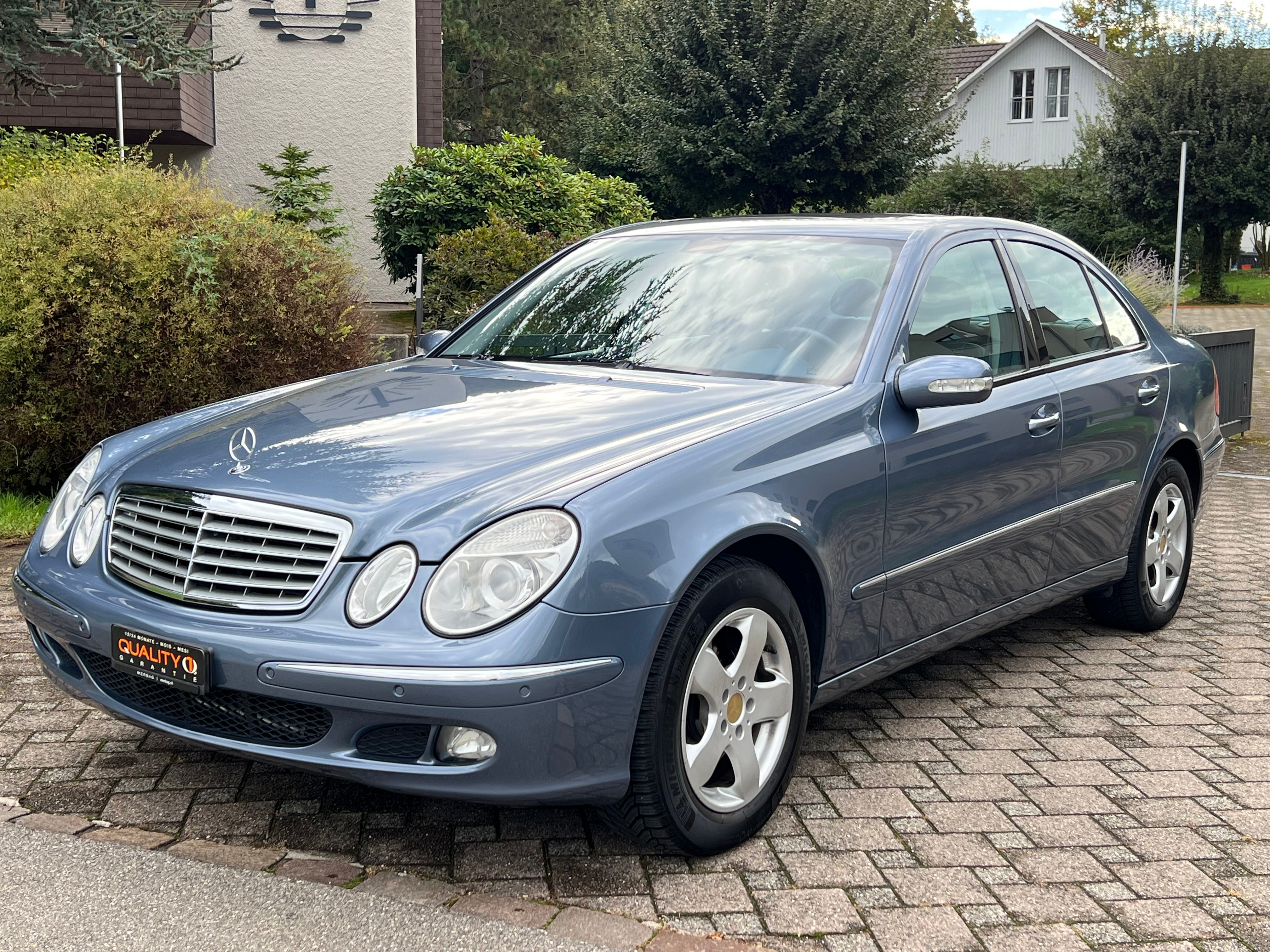 MERCEDES-BENZ E 350 Classic 4Matic Automatic