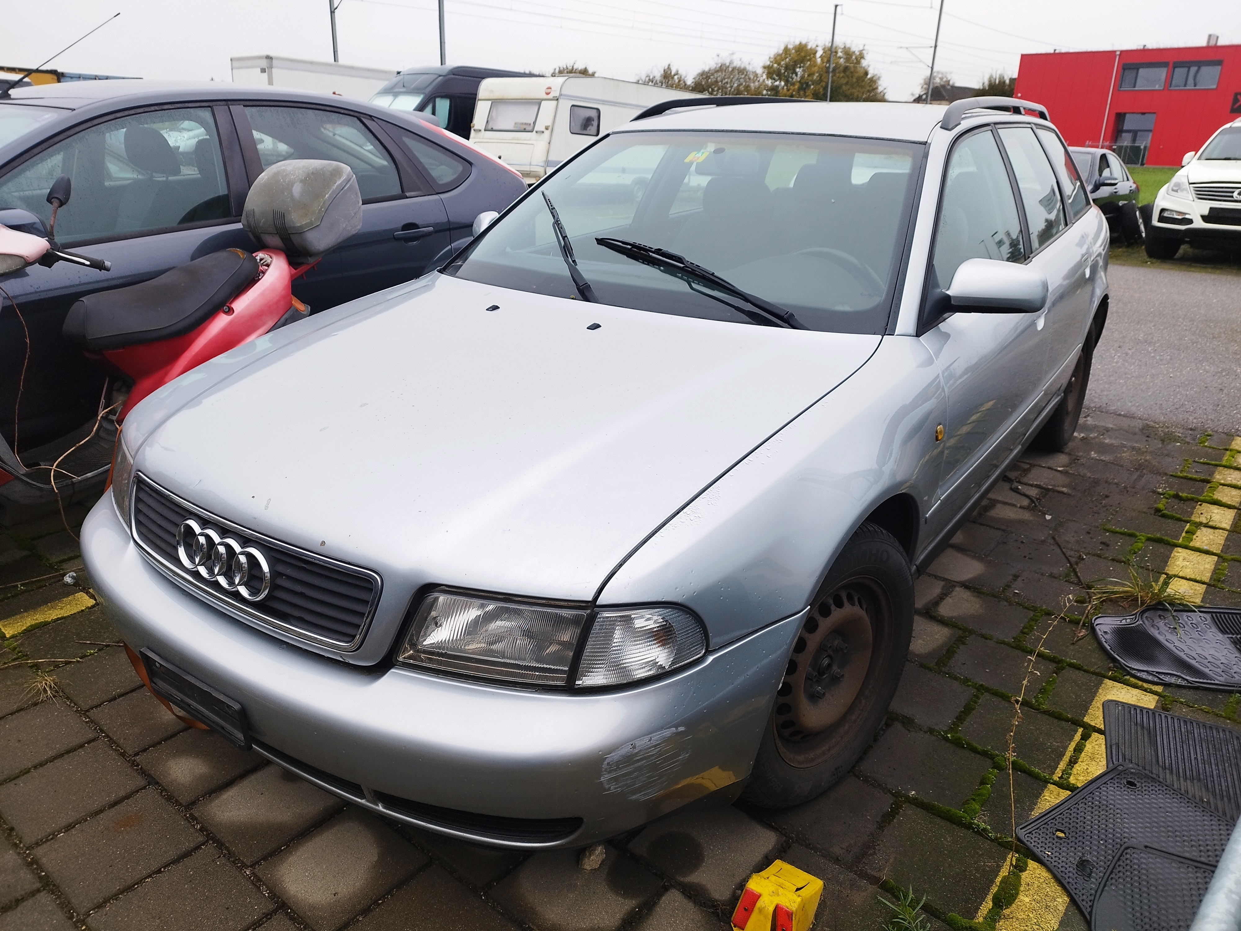 AUDI A4 Avant 1.8