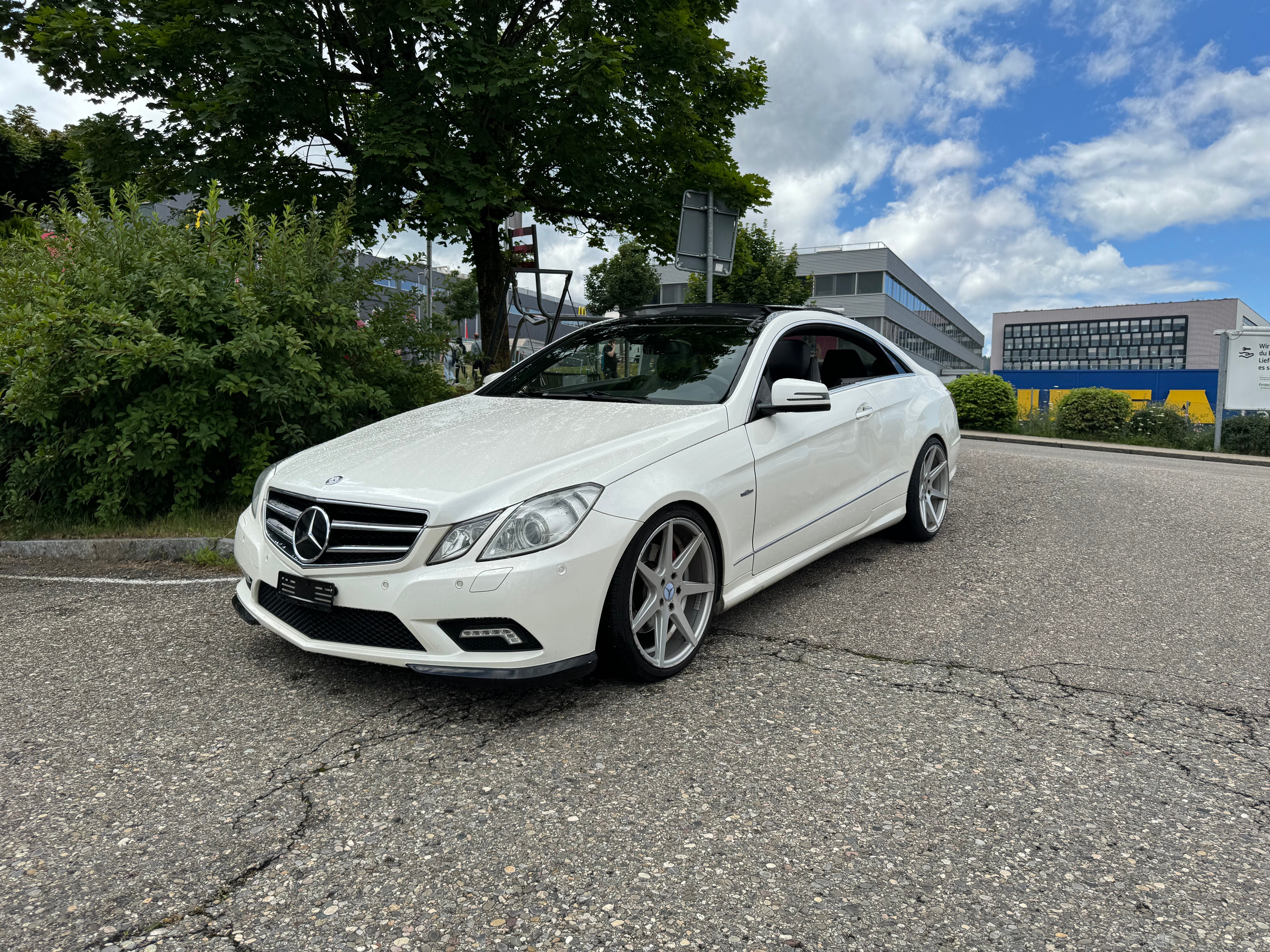 MERCEDES-BENZ E 350 CGI BlueEfficiency 7G-Tronic