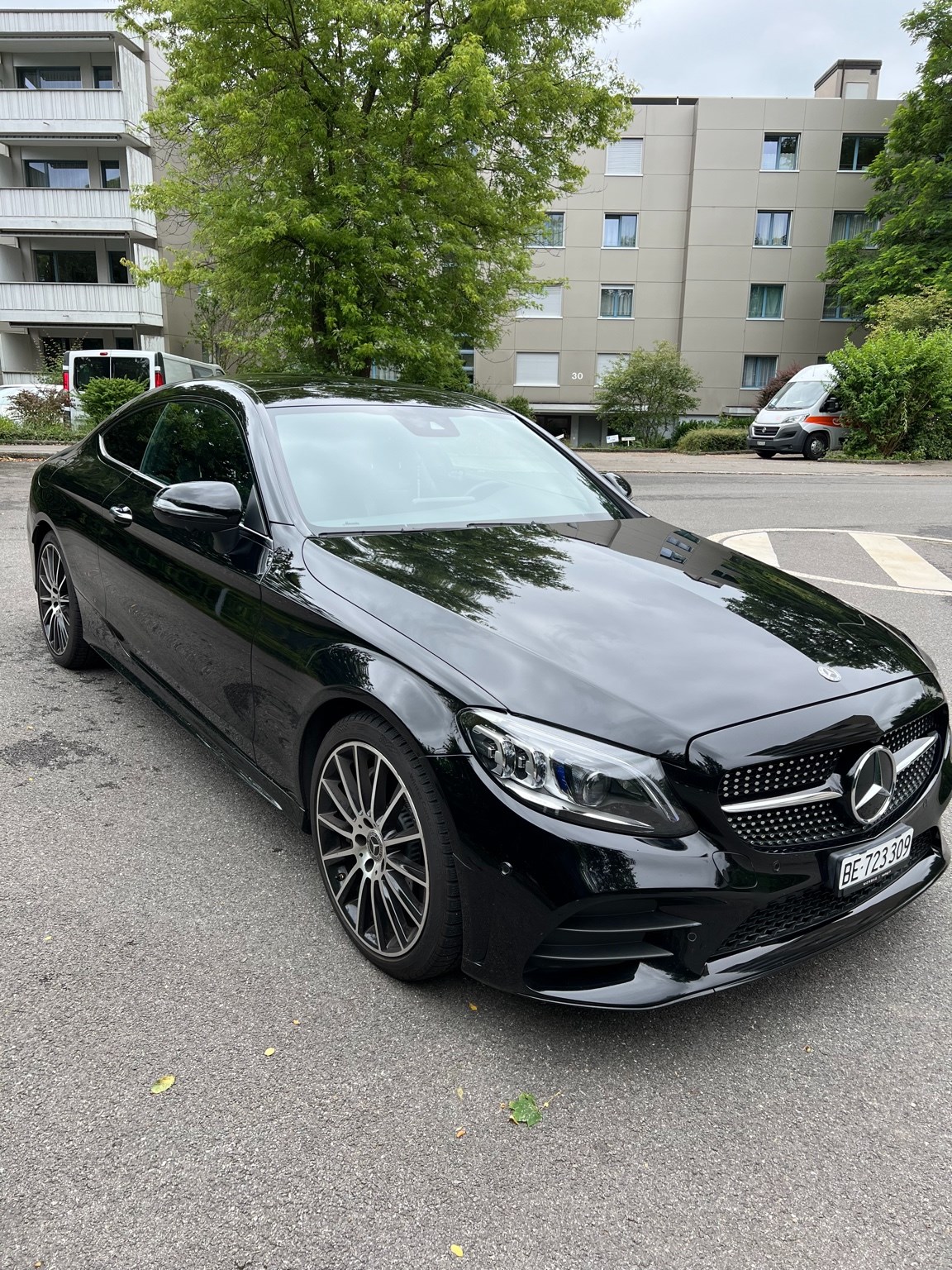 MERCEDES-BENZ C 300 Coupé 4Matic AMG Line 9G-tronic