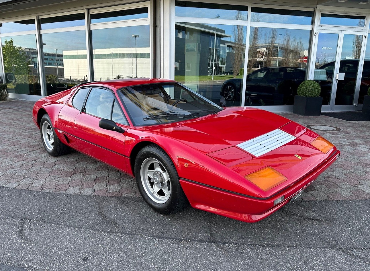 FERRARI 512 BBi