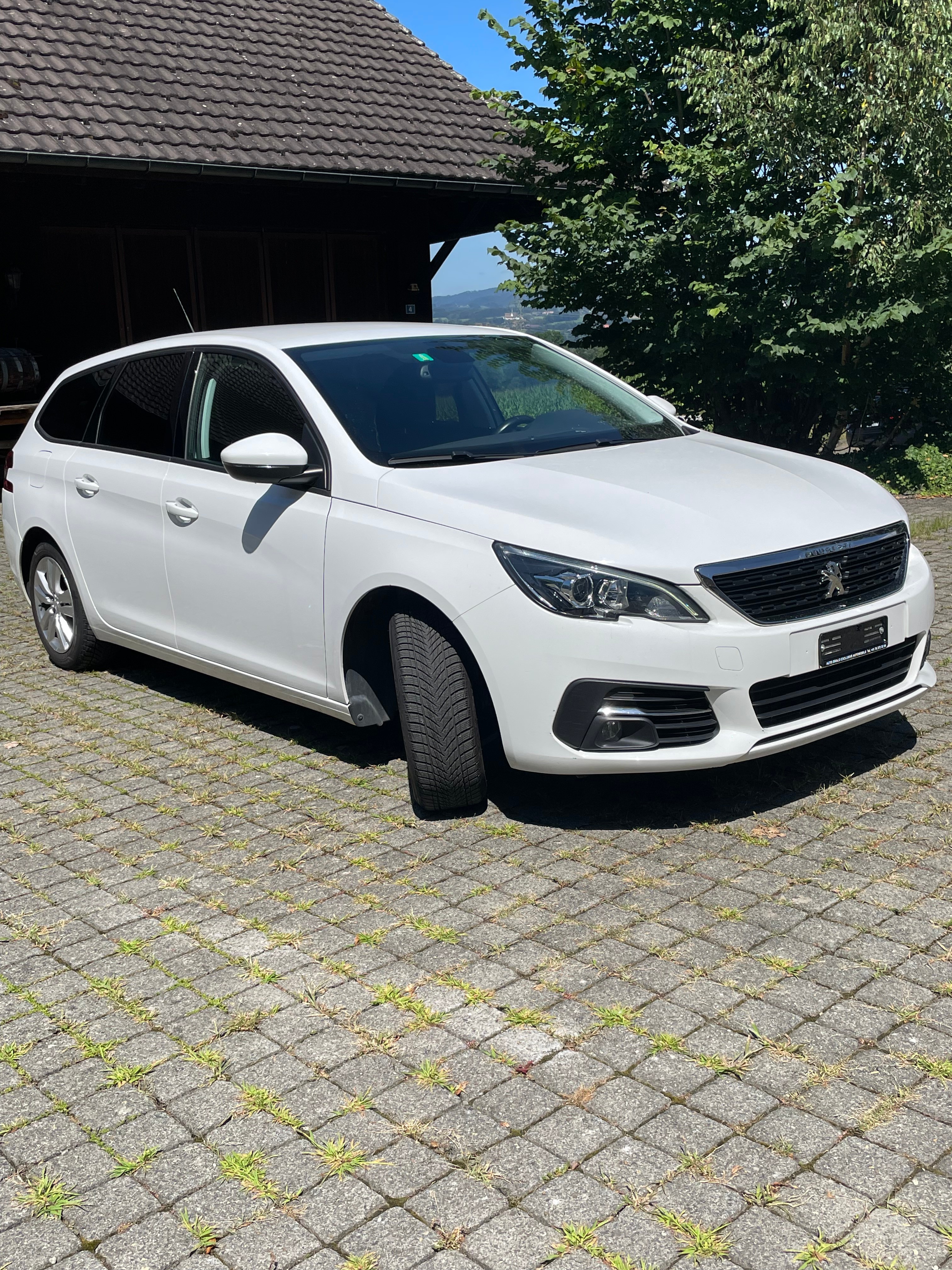 PEUGEOT 308 SW 1.5 BlueHDI Active EAT6