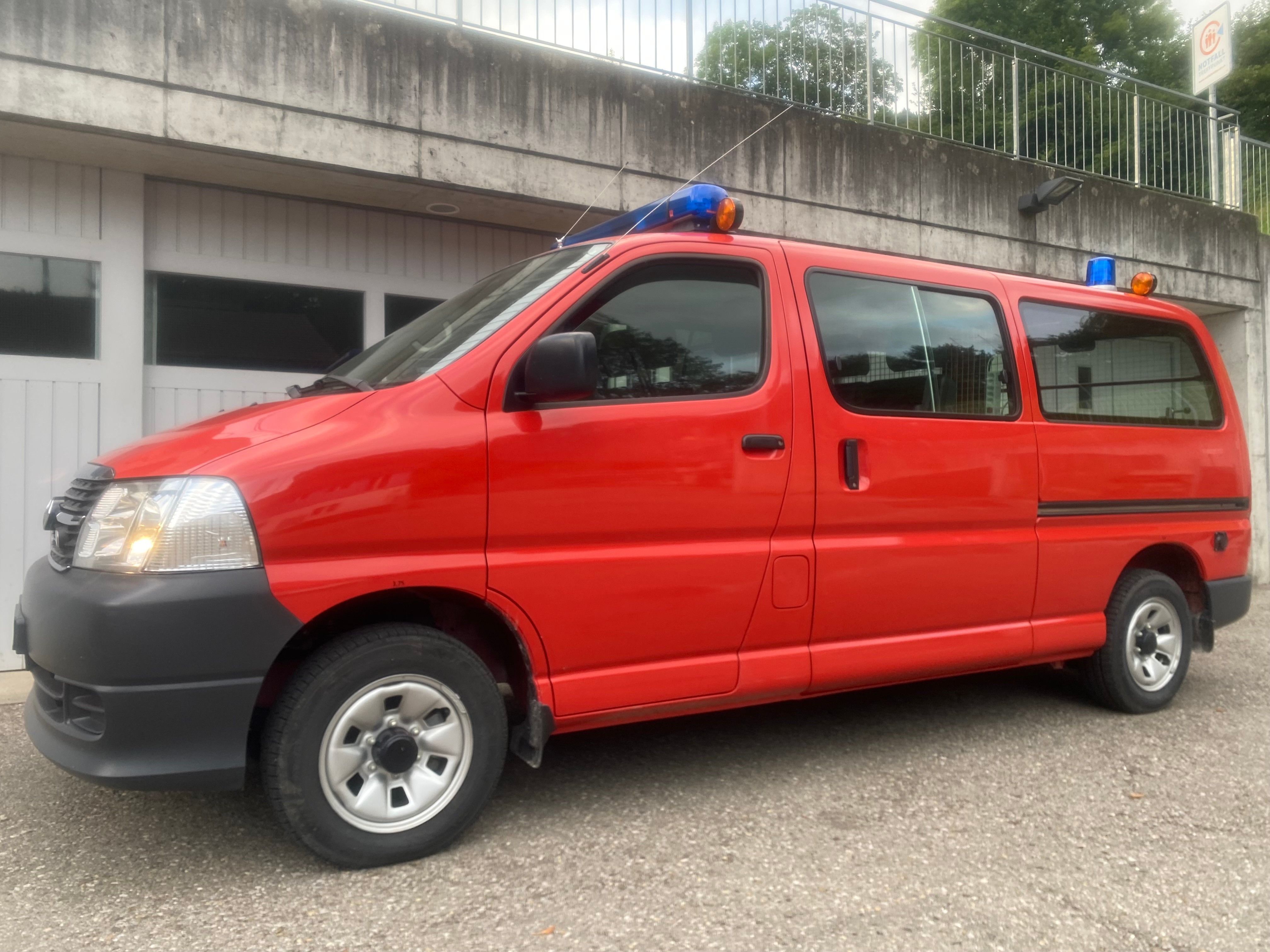 TOYOTA Hiace D-4D Kombi/Werk 4WD