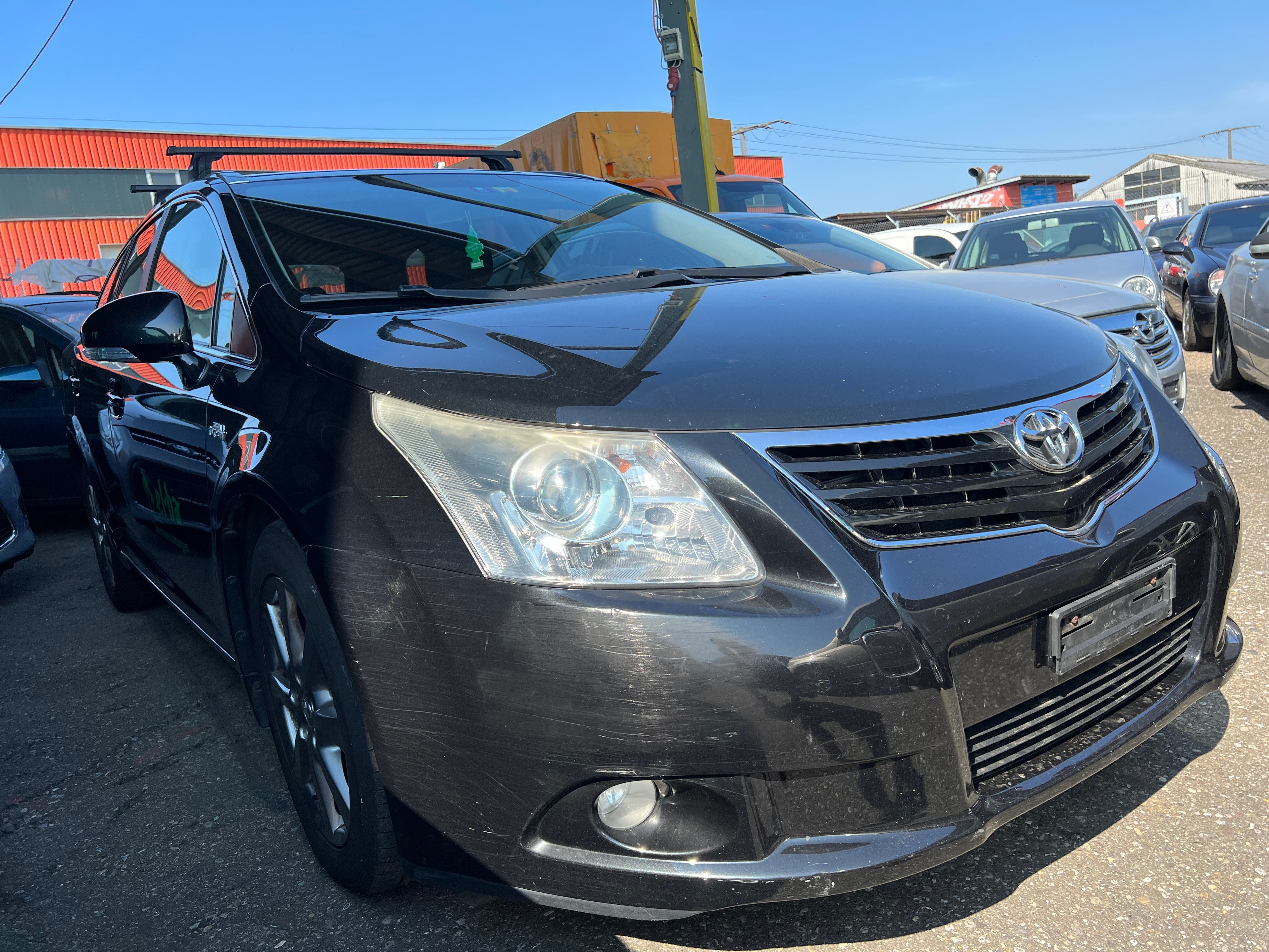 TOYOTA AVENSIS