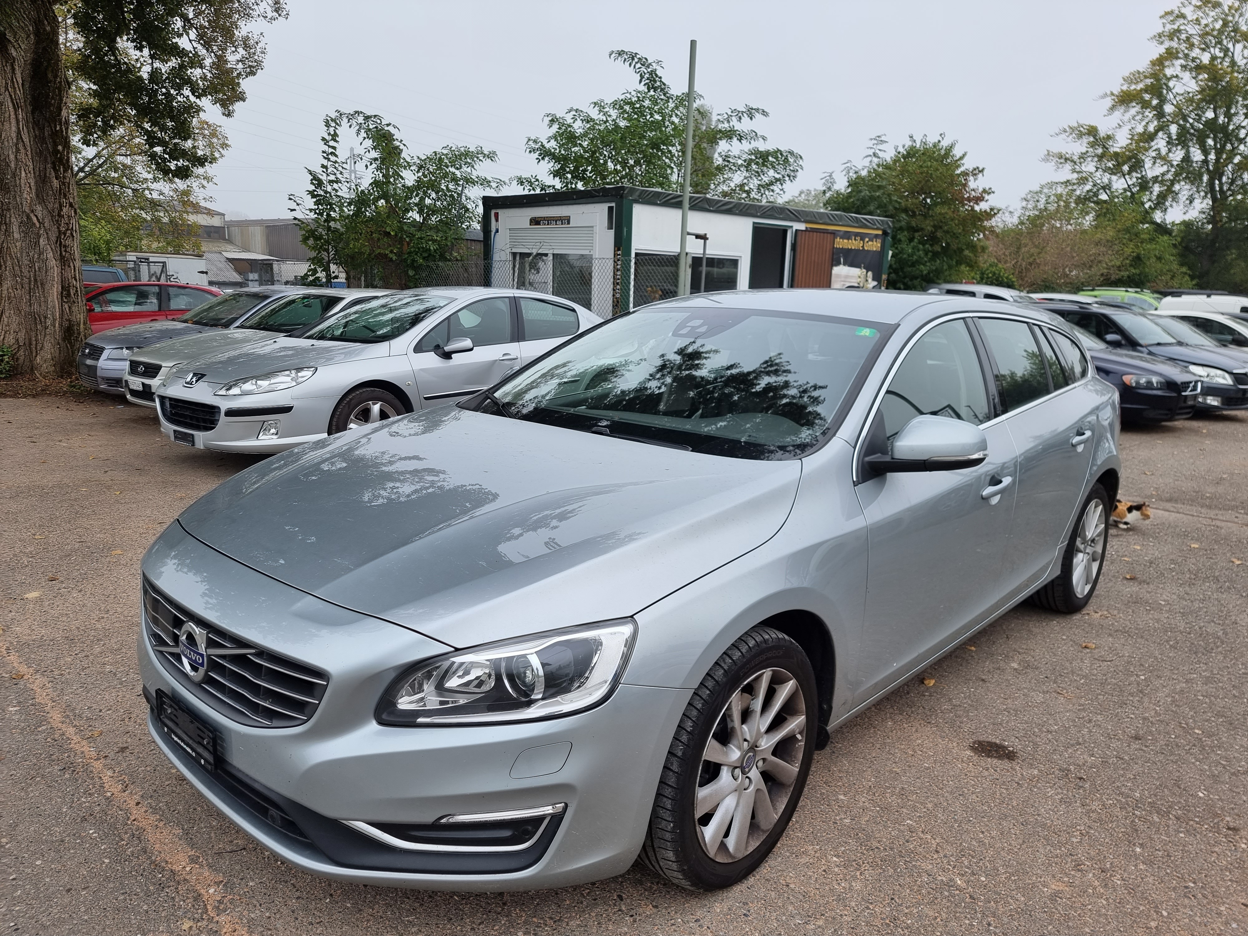 VOLVO V60 T3 Summum