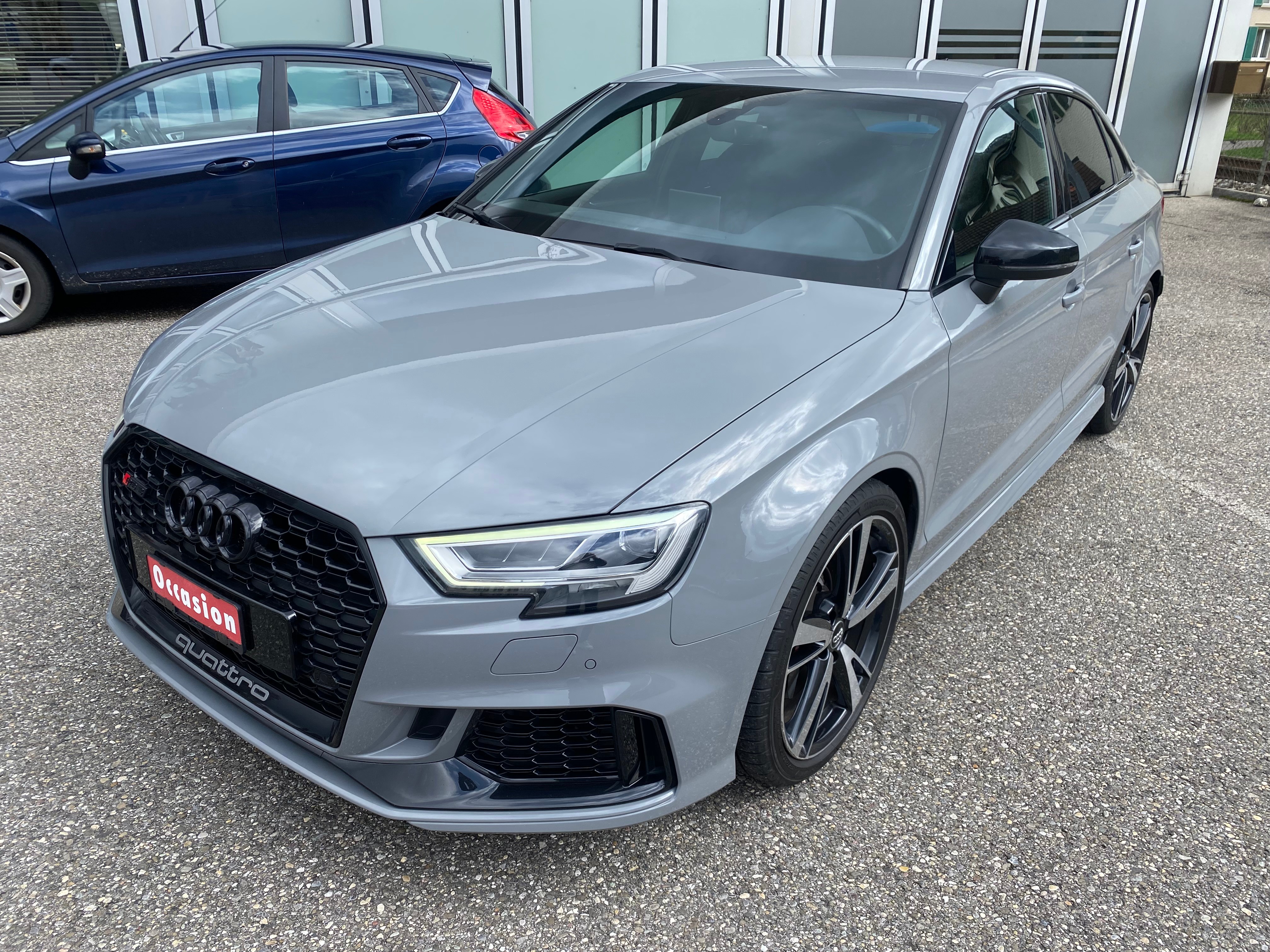 AUDI RS3 Limousine 2.5 TSI quattro S-tronic