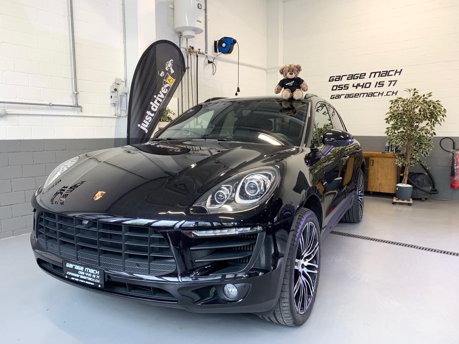 PORSCHE Macan S PDK