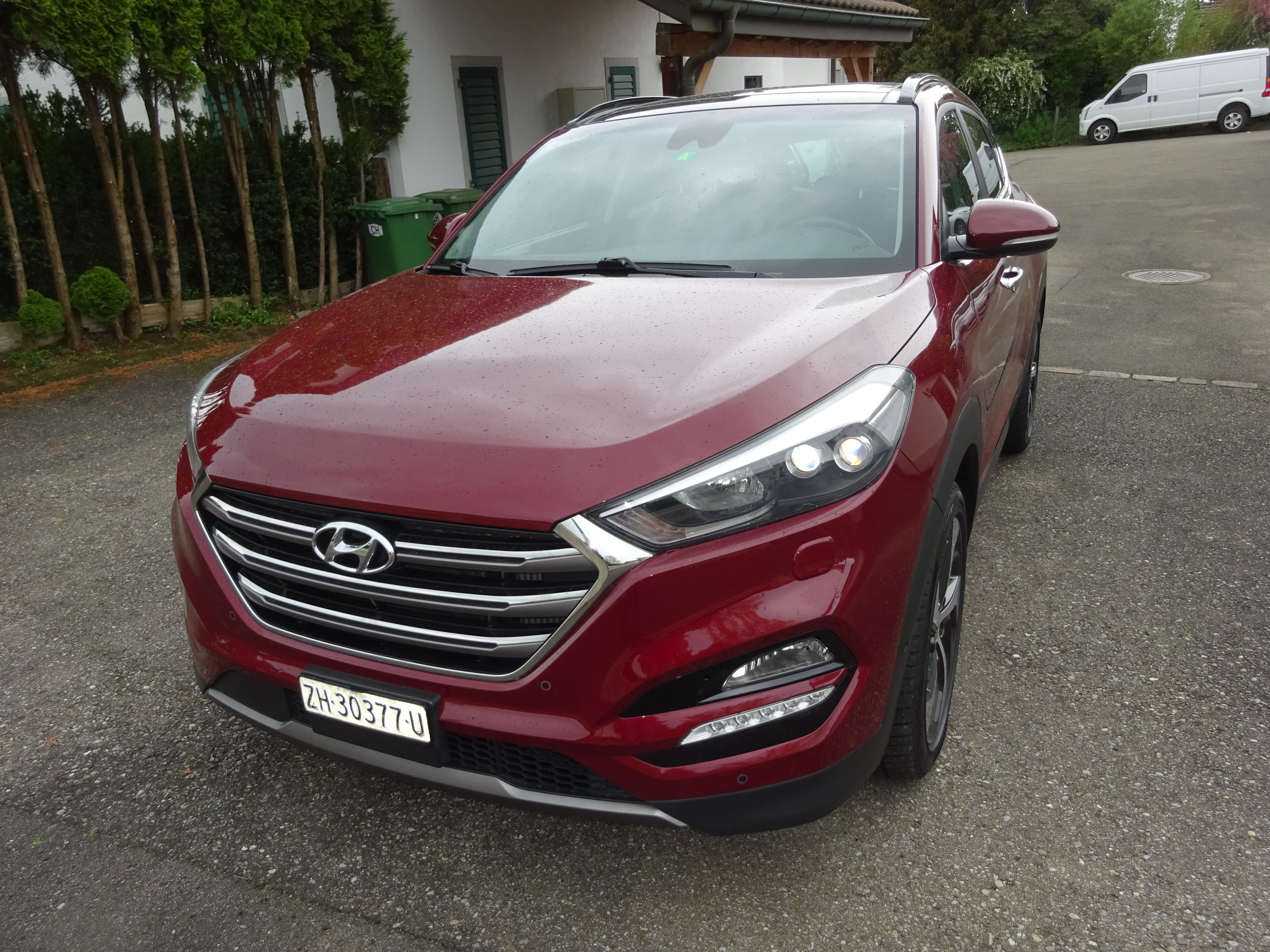 HYUNDAI Tucson 2.0 CRDI Launch Edition 4WD Automatic