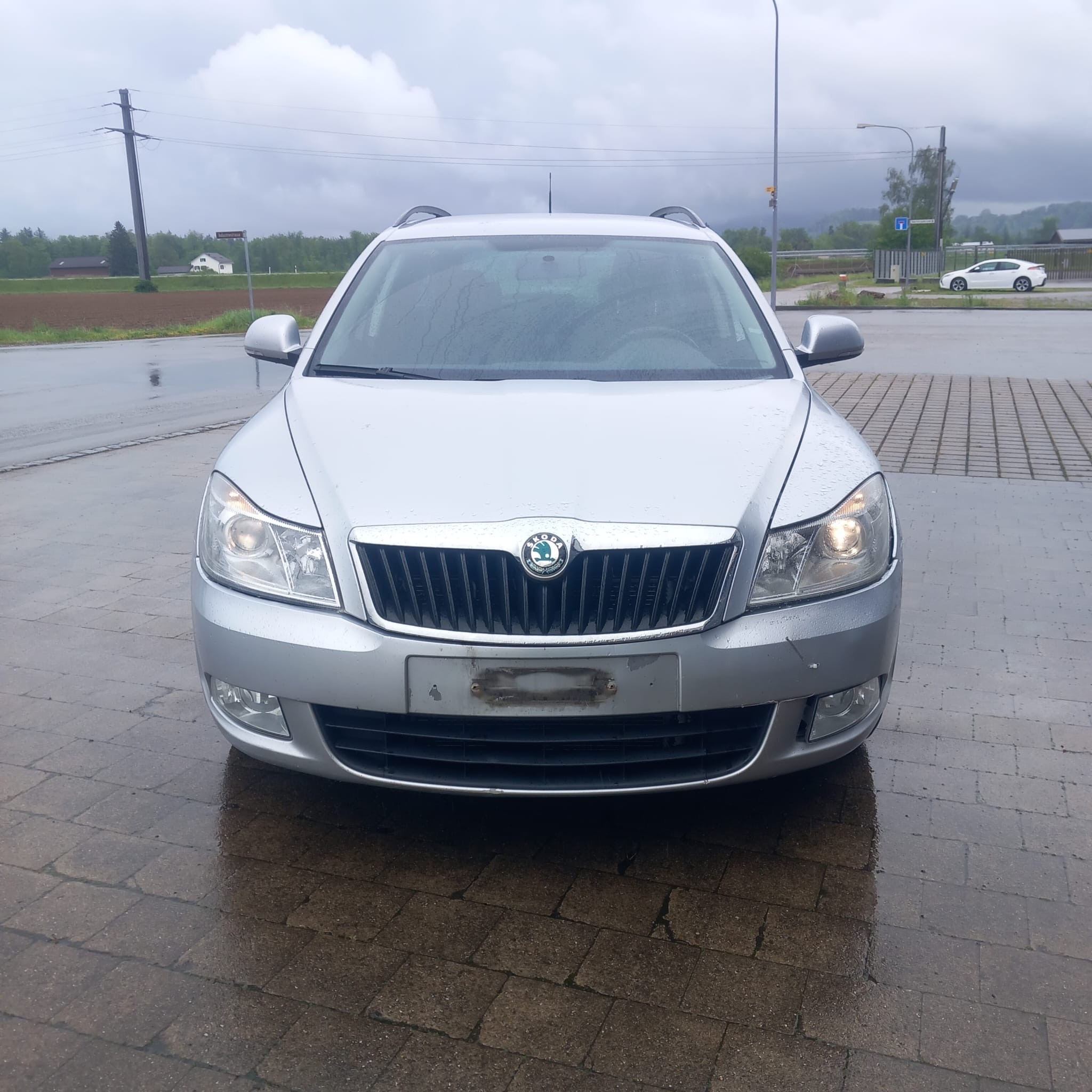 SKODA Octavia Combi 2.0 TDI Arosa 4x4 DSG