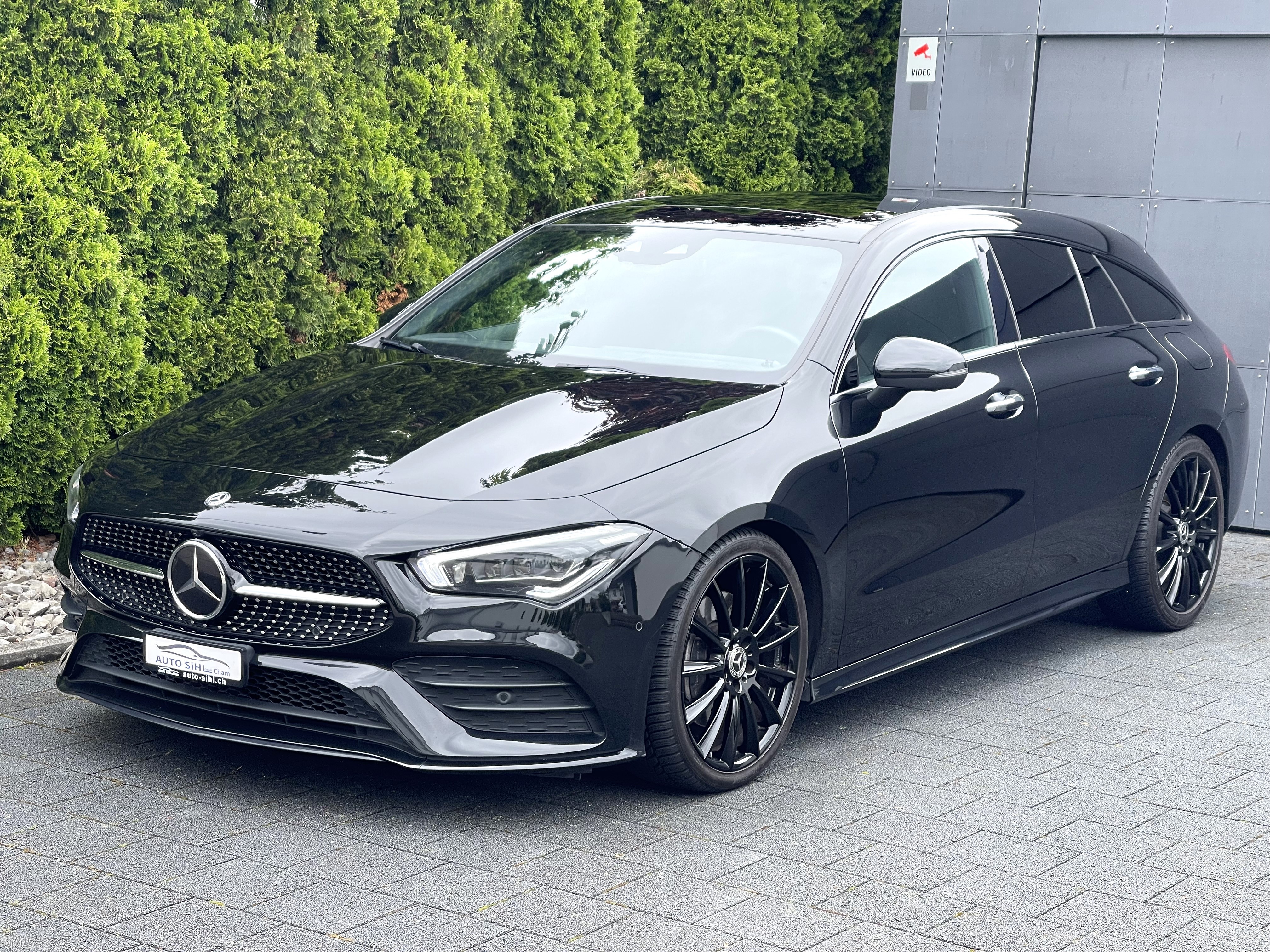 MERCEDES-BENZ CLA Shooting Brake 200 AMG Line 7G-DCT