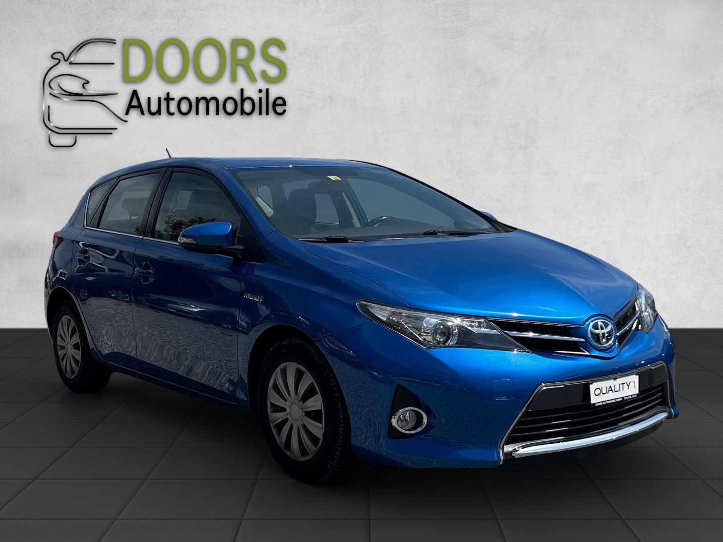 TOYOTA Auris 1.8 16V HSD Linea Luna