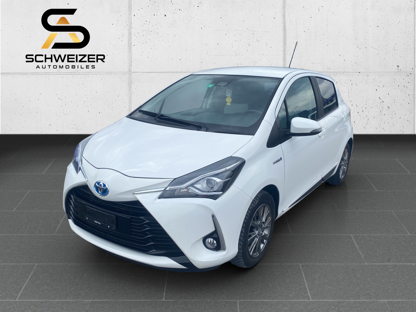 TOYOTA Yaris 1.5 VVT-i Hybrid Trend e-CVT