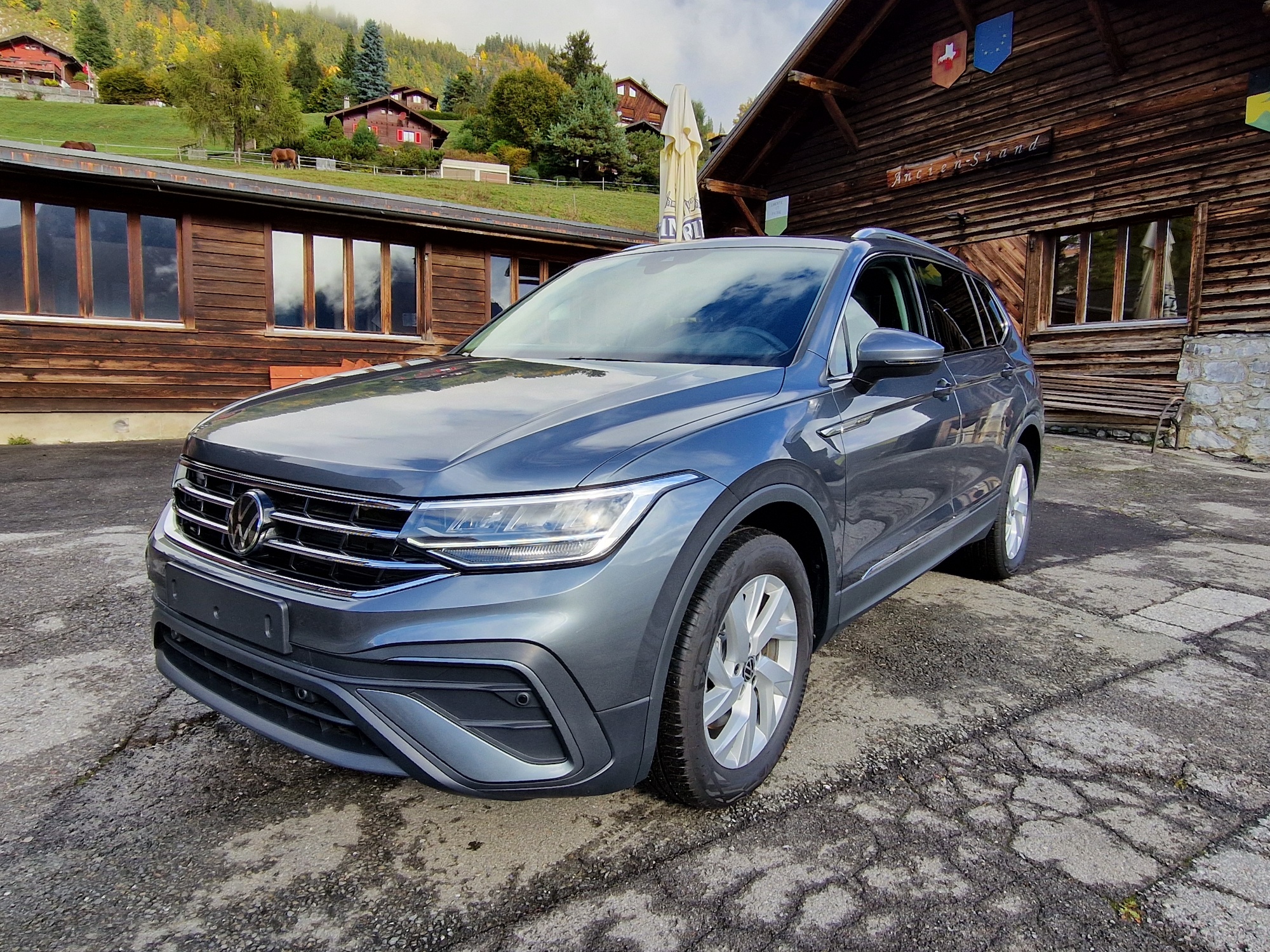 VW Tiguan Allspace 2.0TSI Life 4Motion DSG