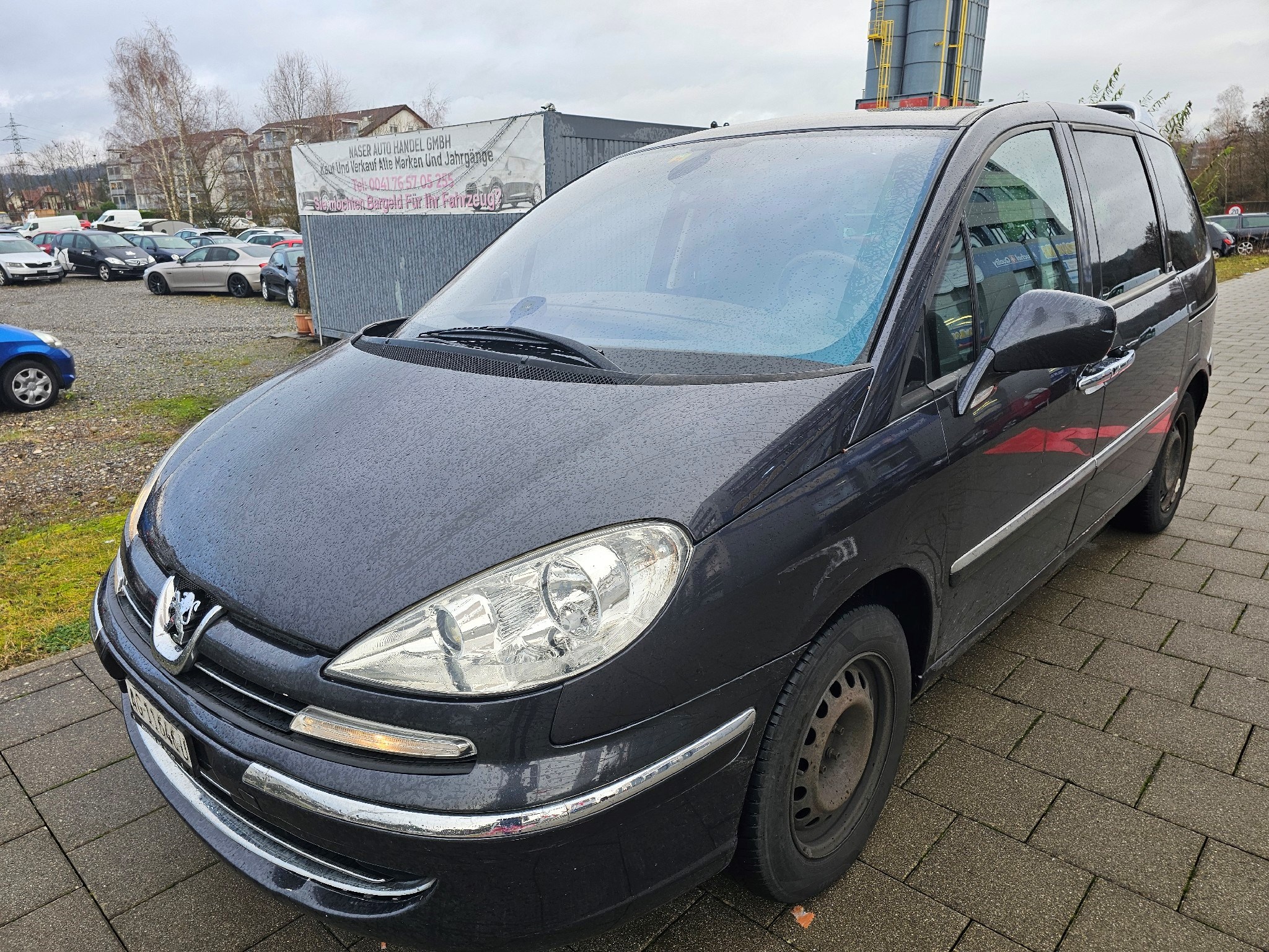 PEUGEOT 807 2.2 16V HDi Black & Silver Tiptronic