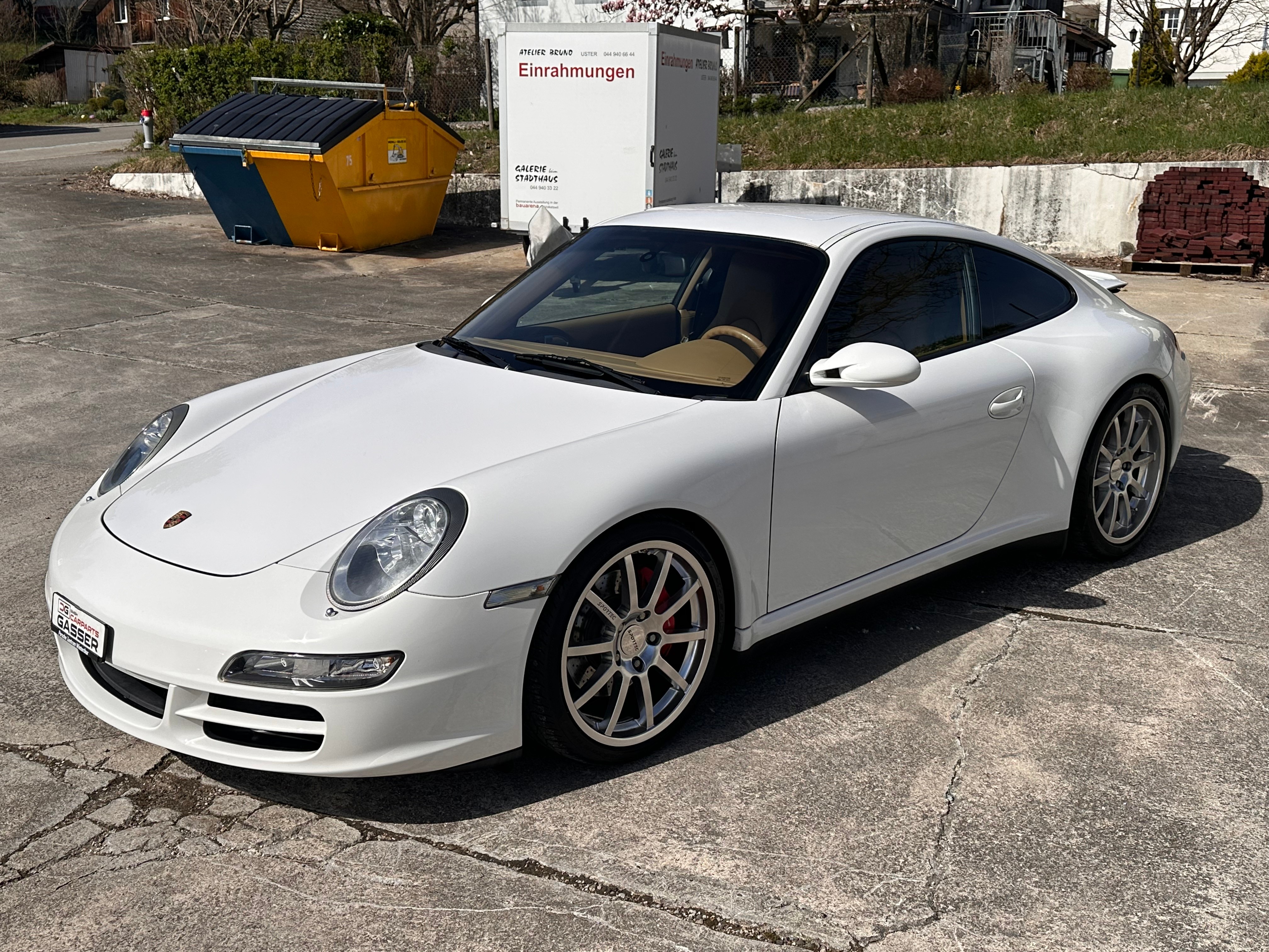 PORSCHE 911 Carrera 4S