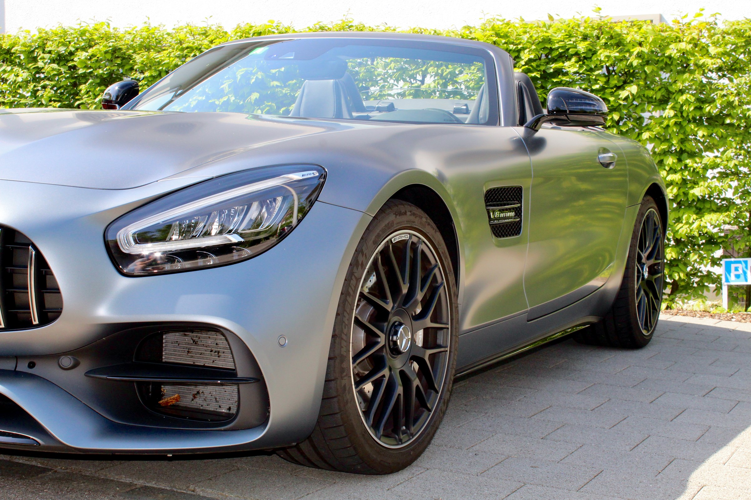 MERCEDES-BENZ AMG GT Roadster Speedshift DCT