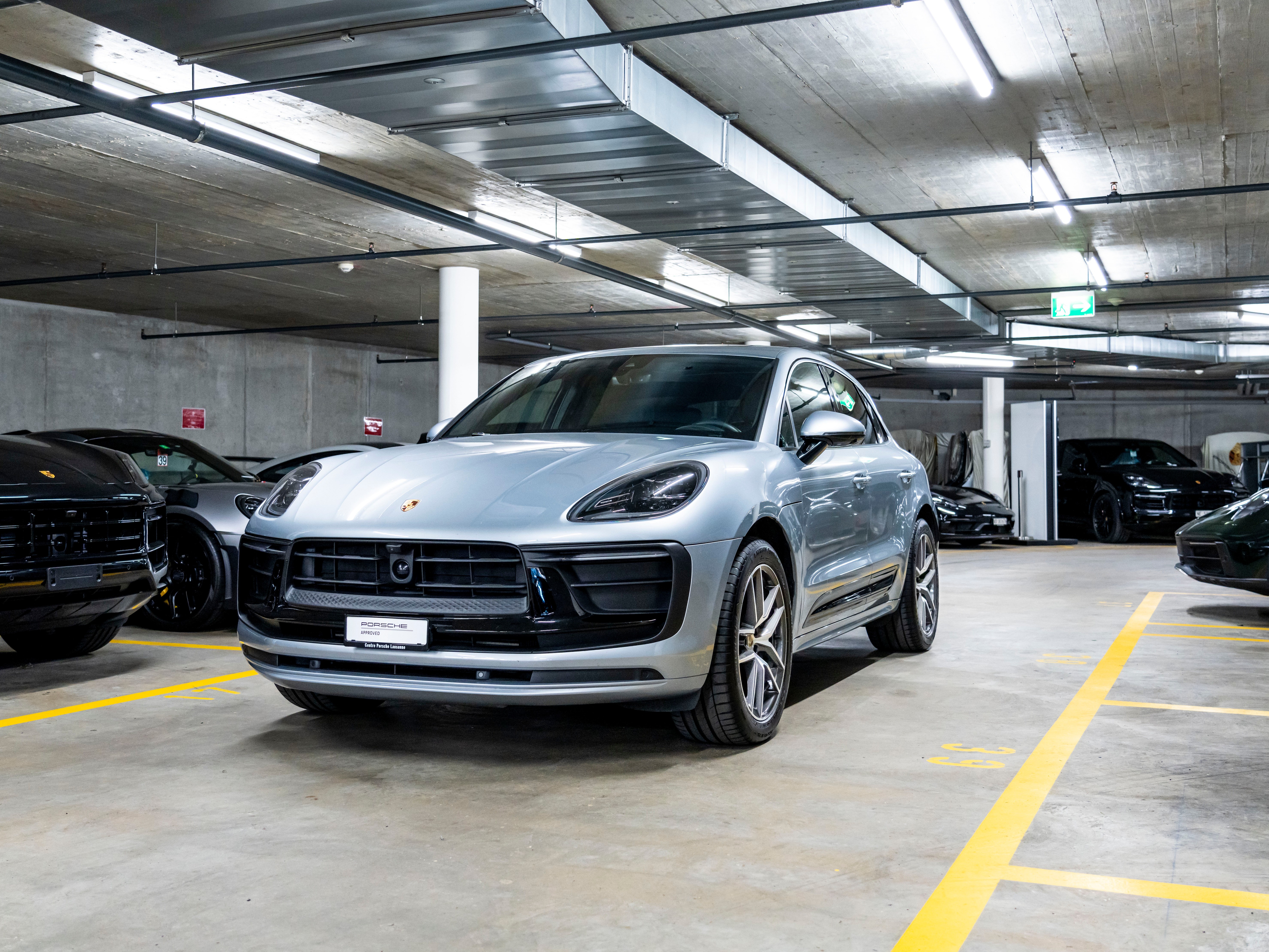 PORSCHE Macan PDK