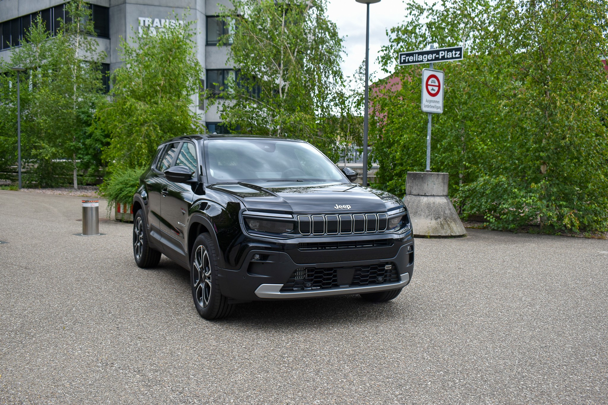 JEEP Avenger 1.2 Turbo MHEV Summit