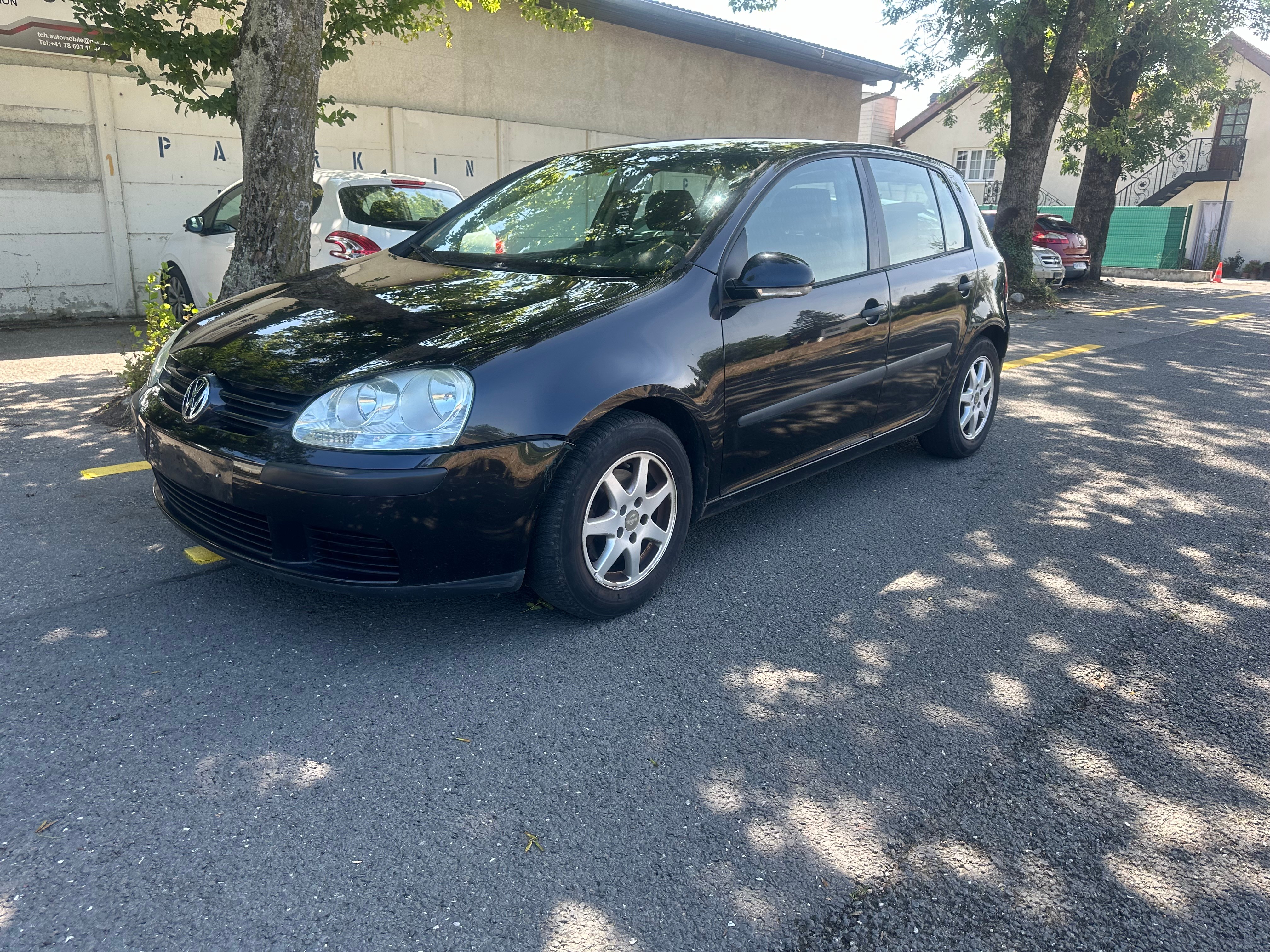 VW Golf 1.6 FSI Trendline