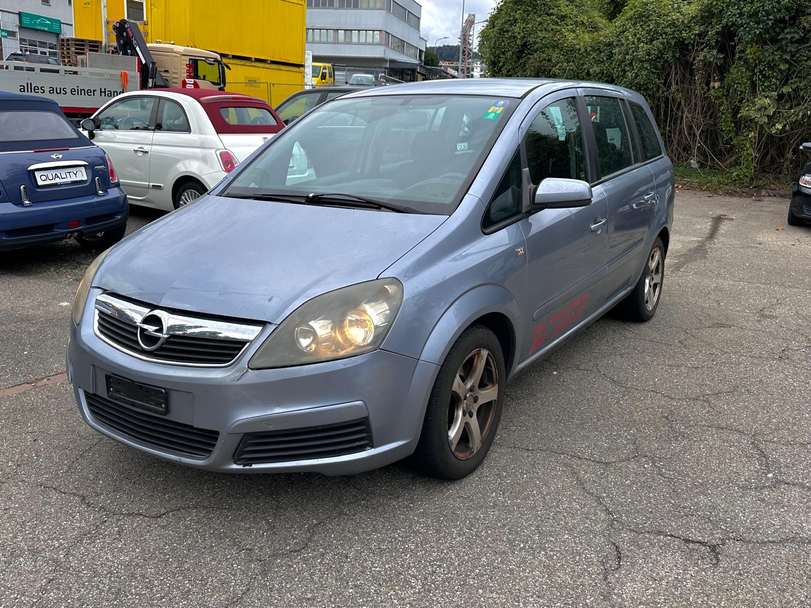 OPEL Zafira 2.2i 16V First Edition