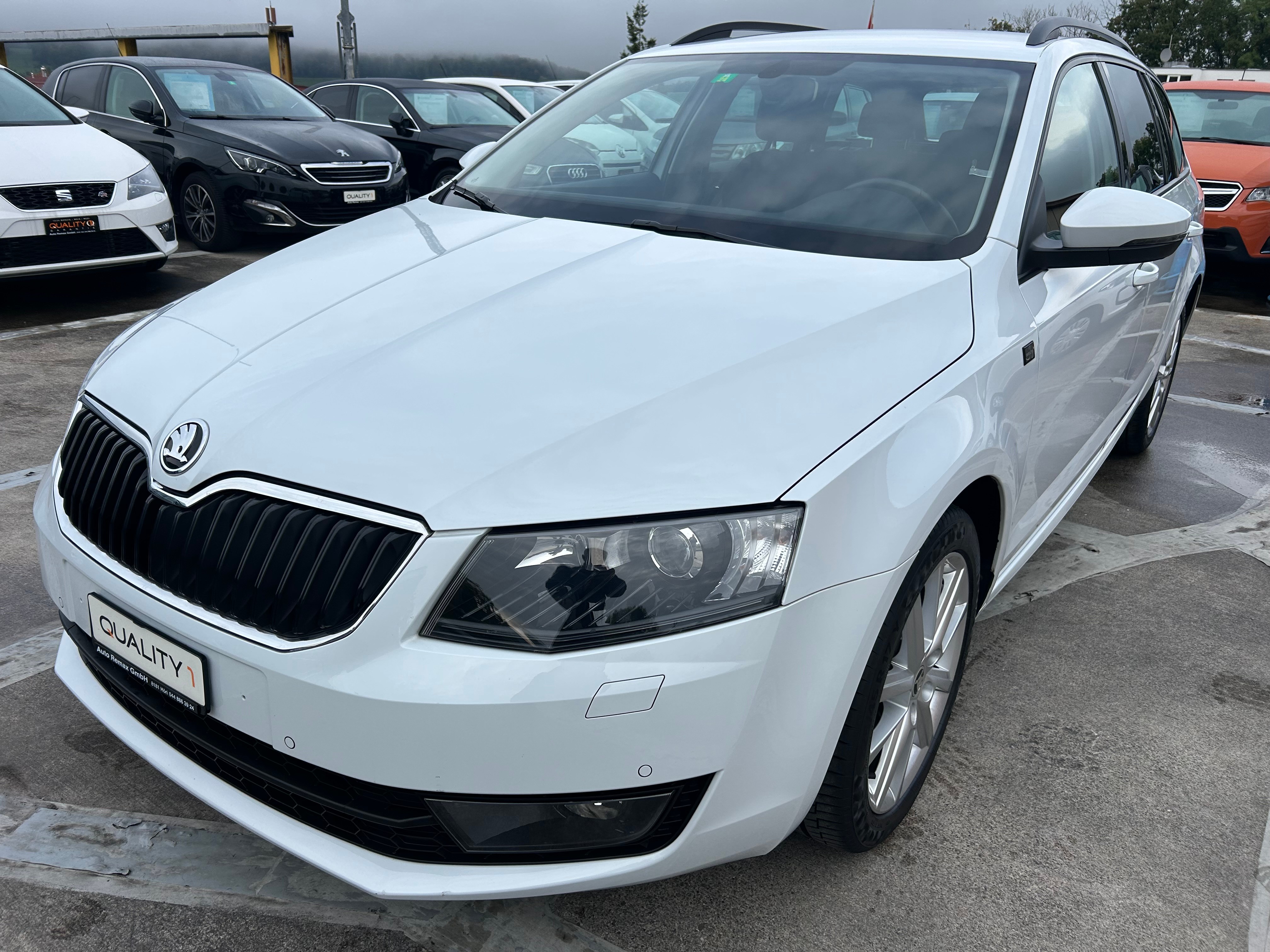 SKODA Octavia Combi 1.4 TSI Swiss Joy DSG