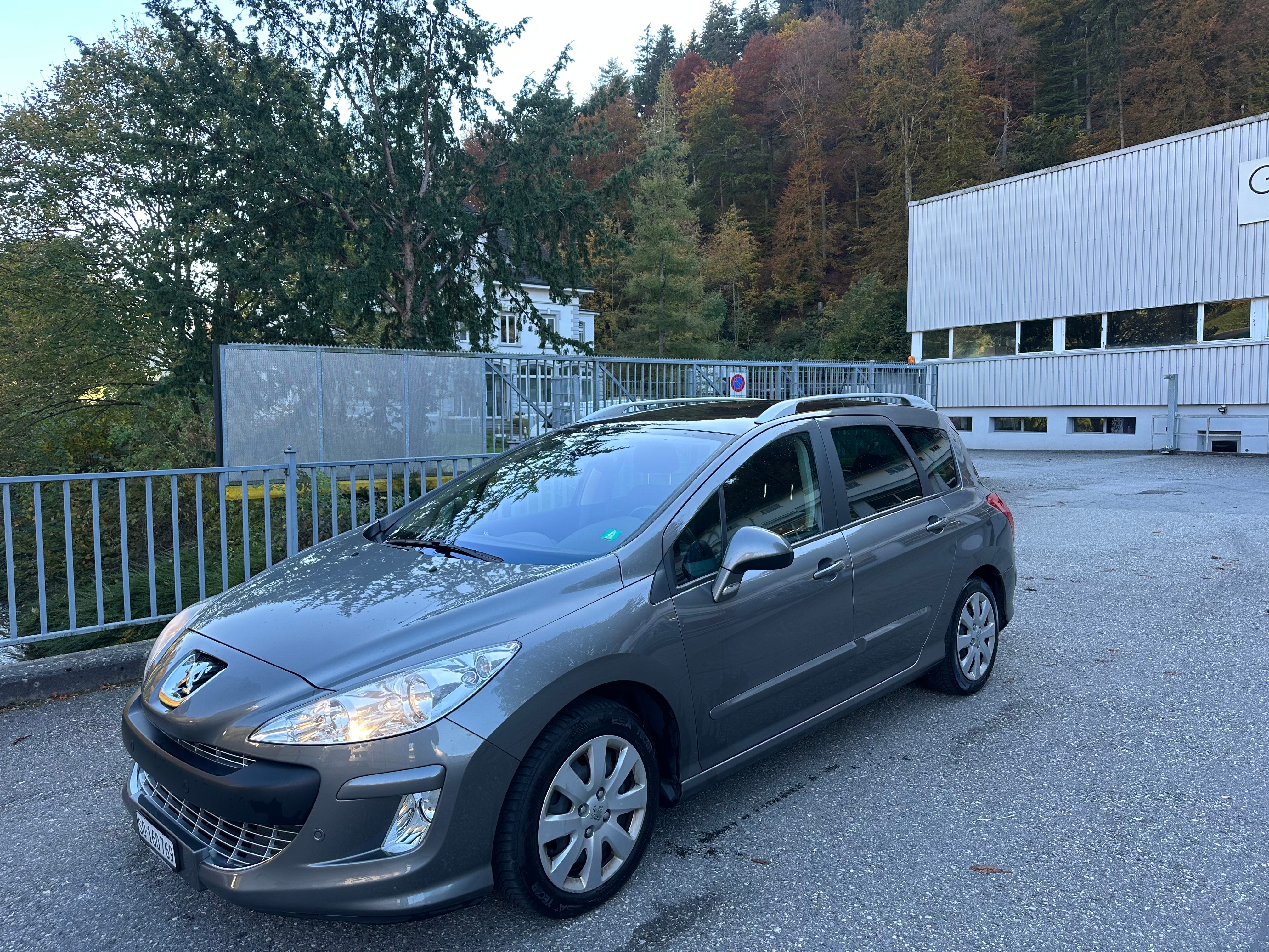 PEUGEOT 308 SW 2.0 HDI Sport Automatic