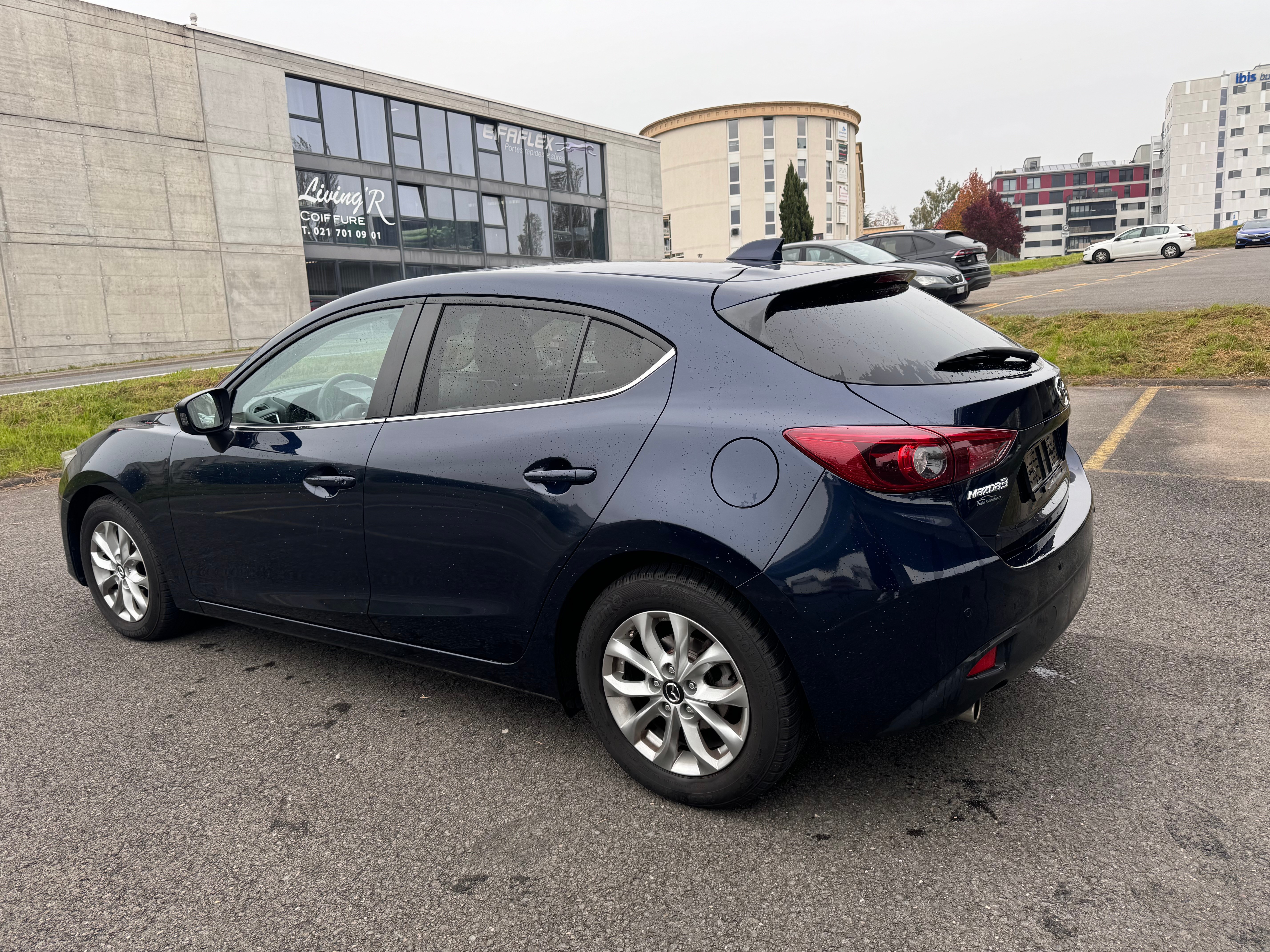 MAZDA 3 2.0 16V Revolution