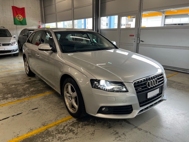 AUDI A4 Avant 2.0 TFSI quattro