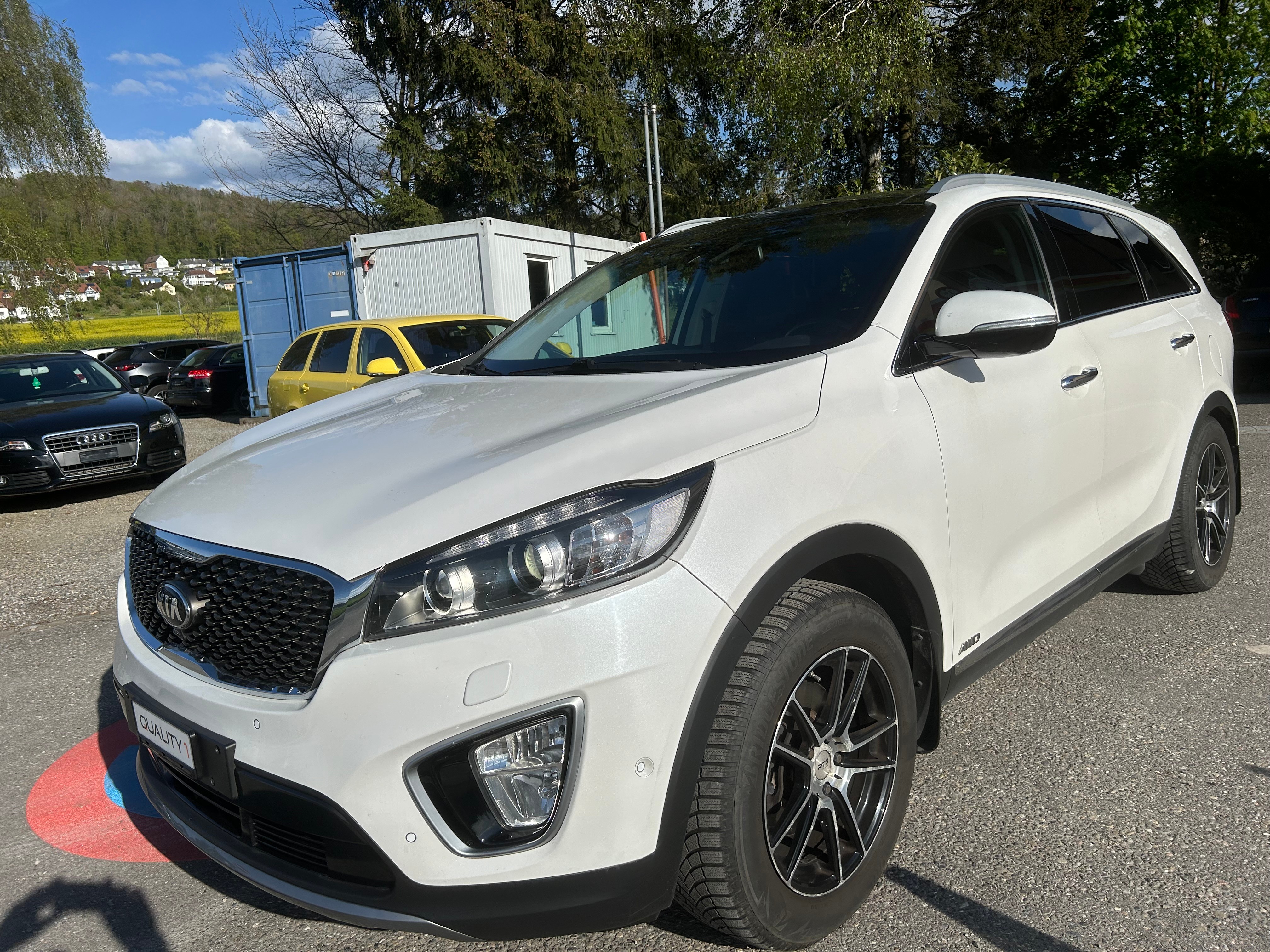 KIA Sorento 2.2 CRDI Style 7P. Automatic