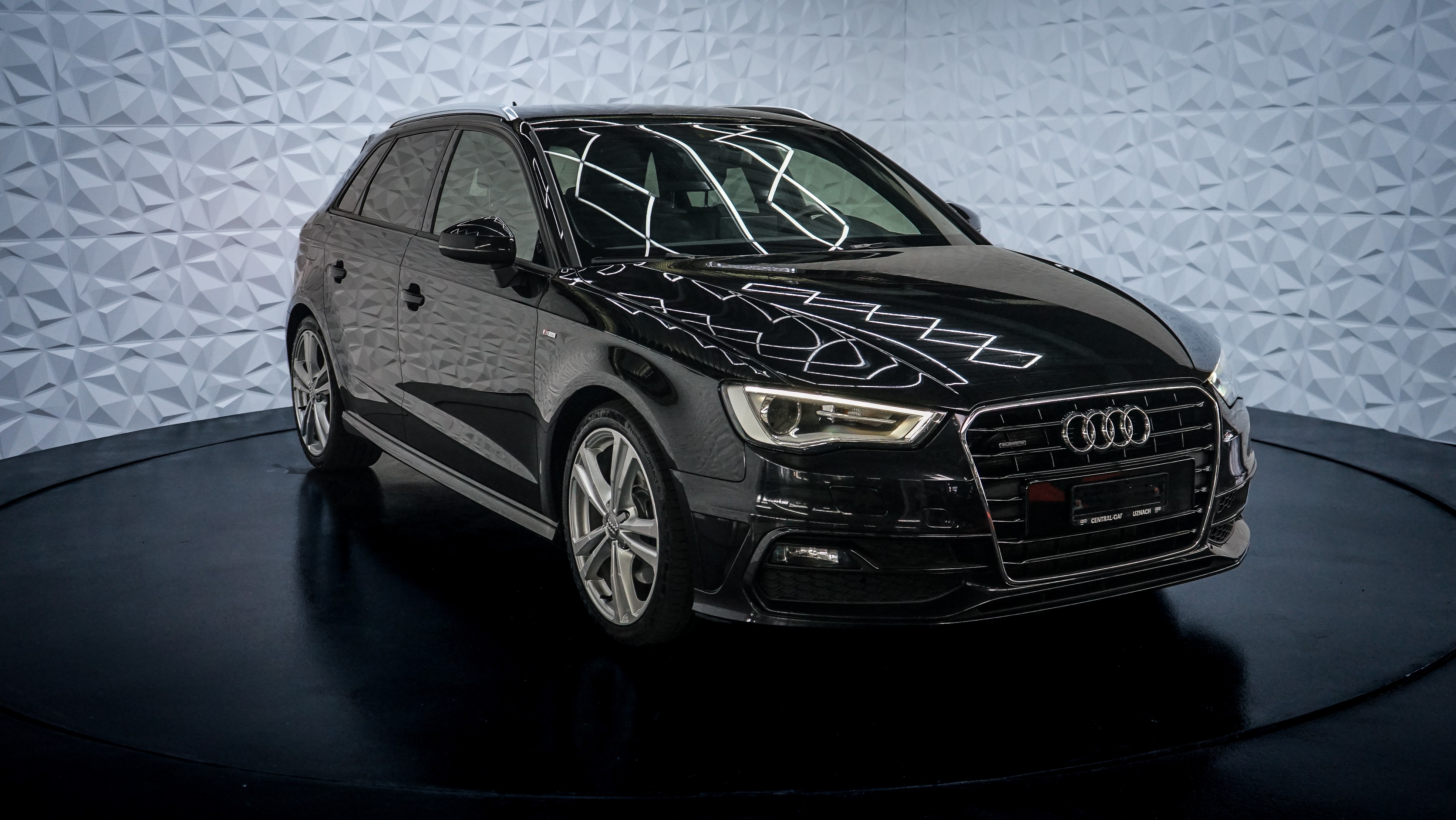 AUDI A3 Sportback 2.0 TDI S-Line quattro