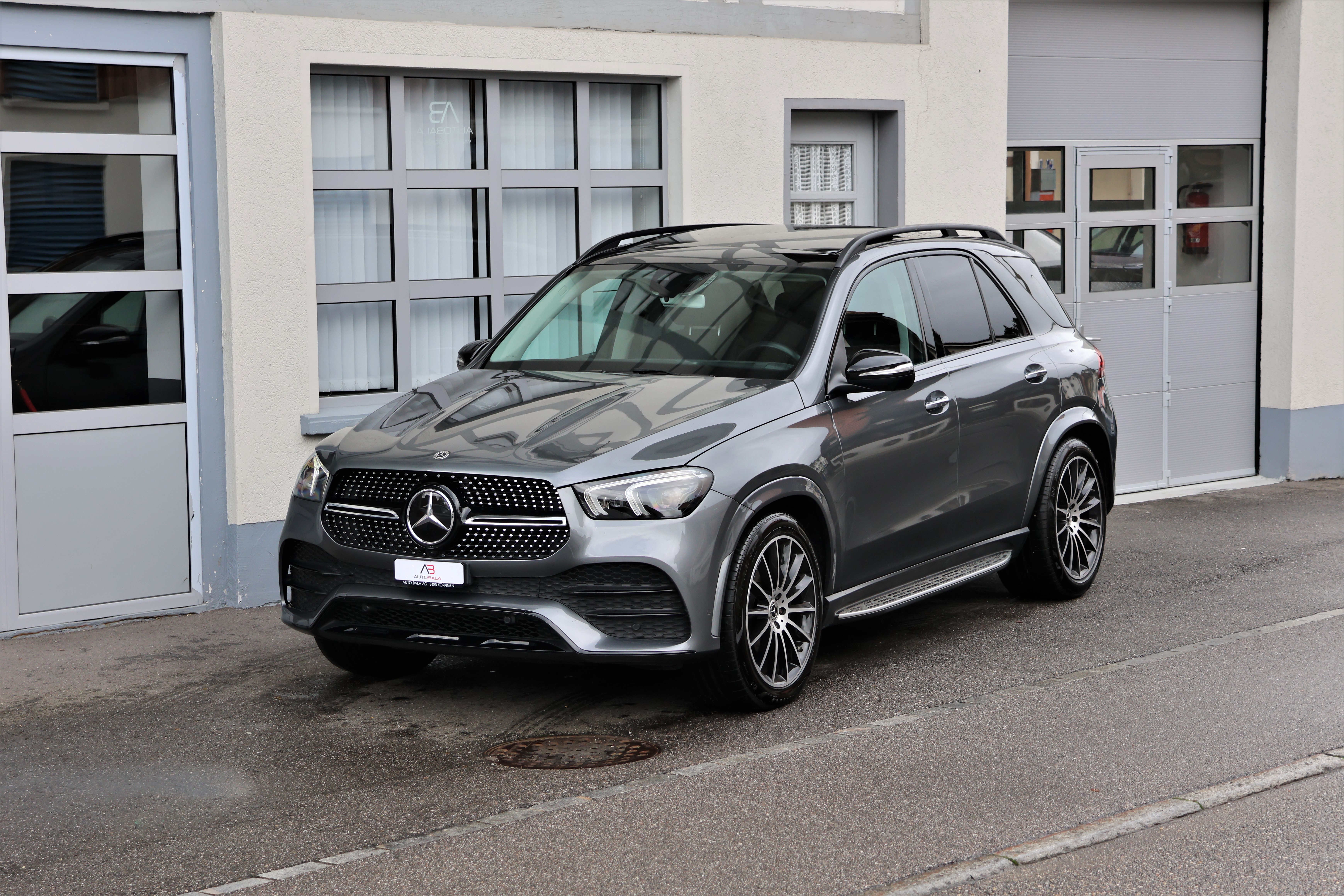 MERCEDES-BENZ GLE 300 d 4Matic AMG Line 9G-Tronic (CH)