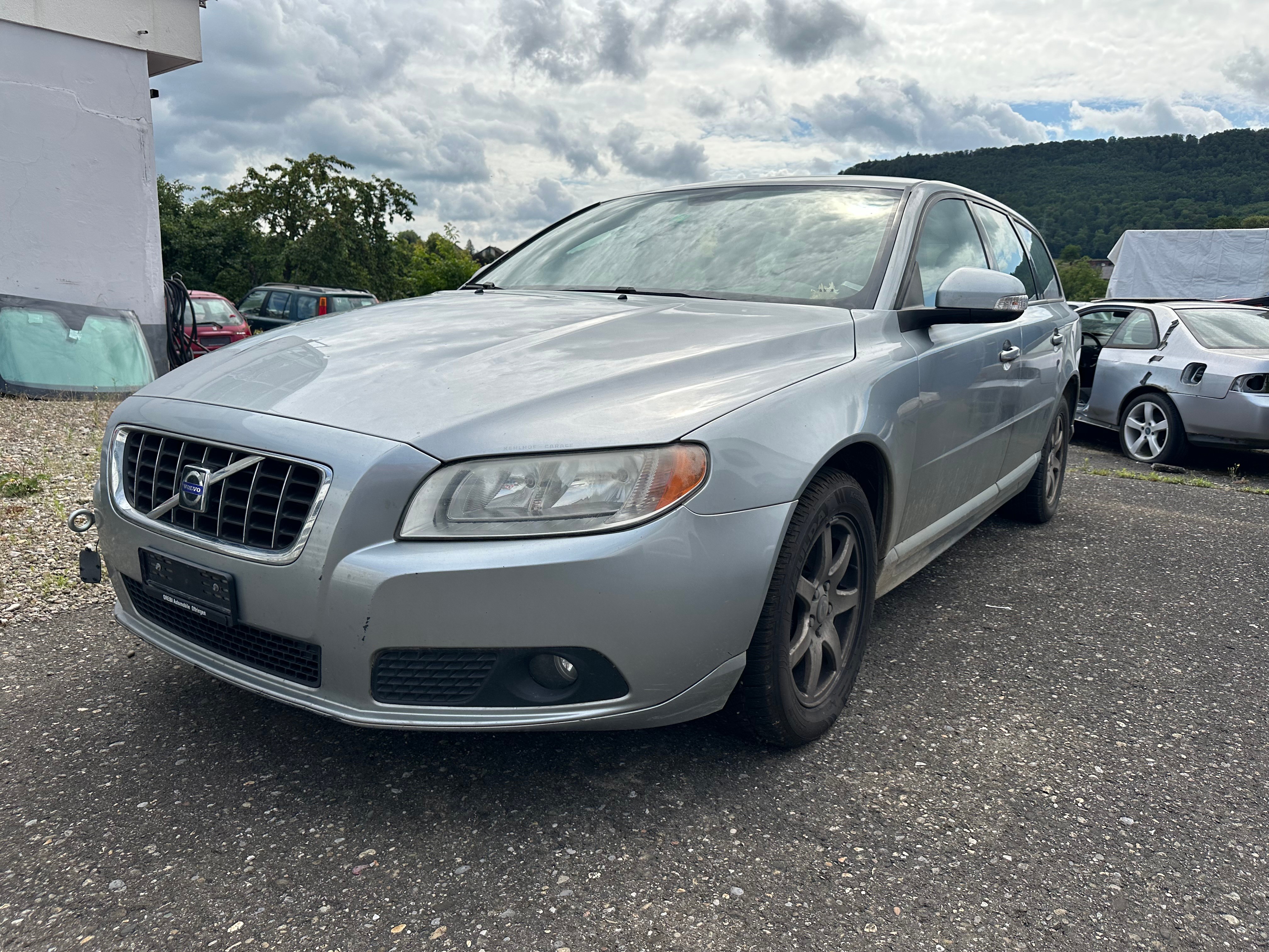 VOLVO V70 D5 Summum Geartronic