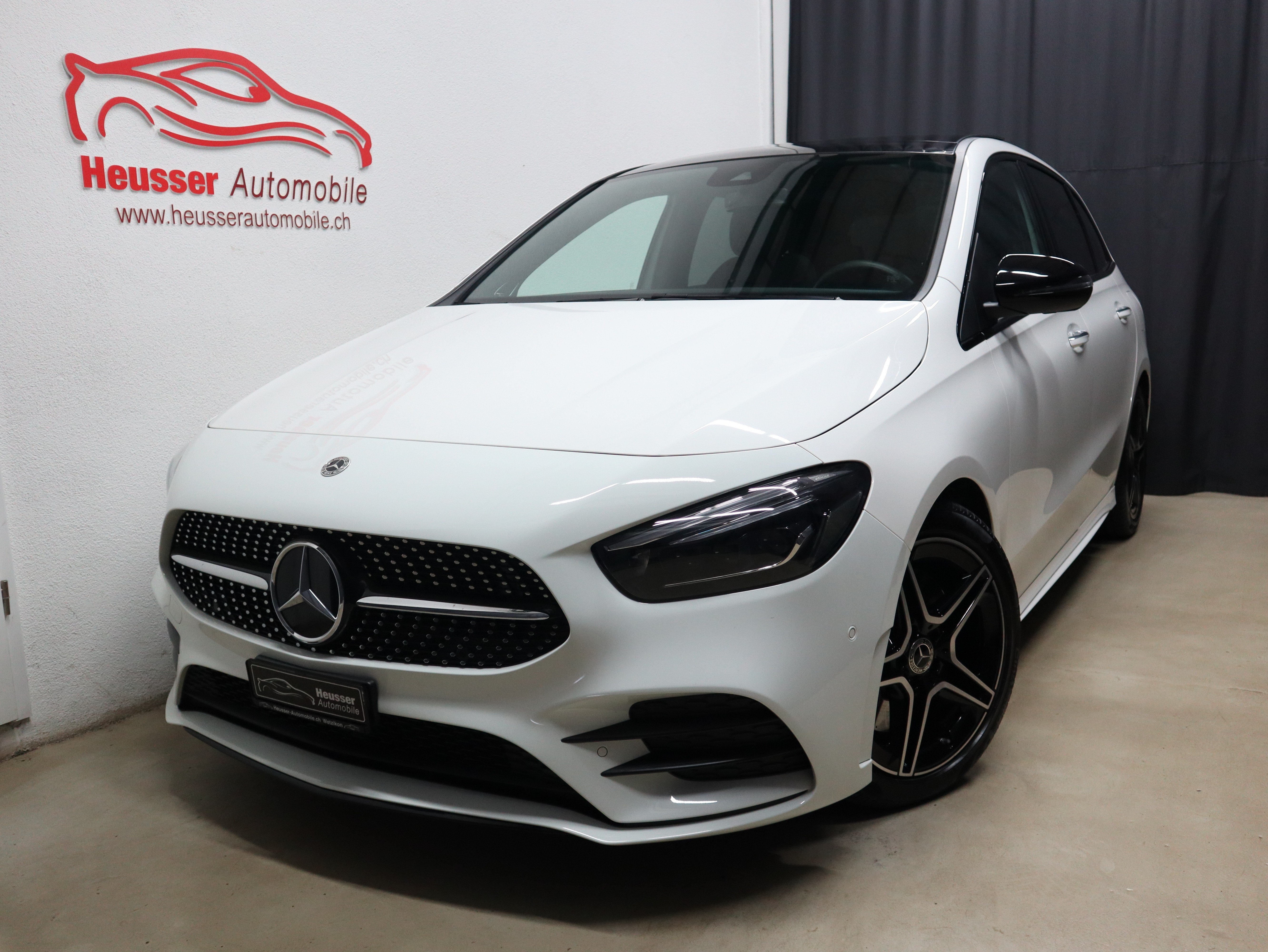 MERCEDES-BENZ B 250 4Matic AMG Line Automatic - Panorama - Night Paket - Burmester - 224 PS