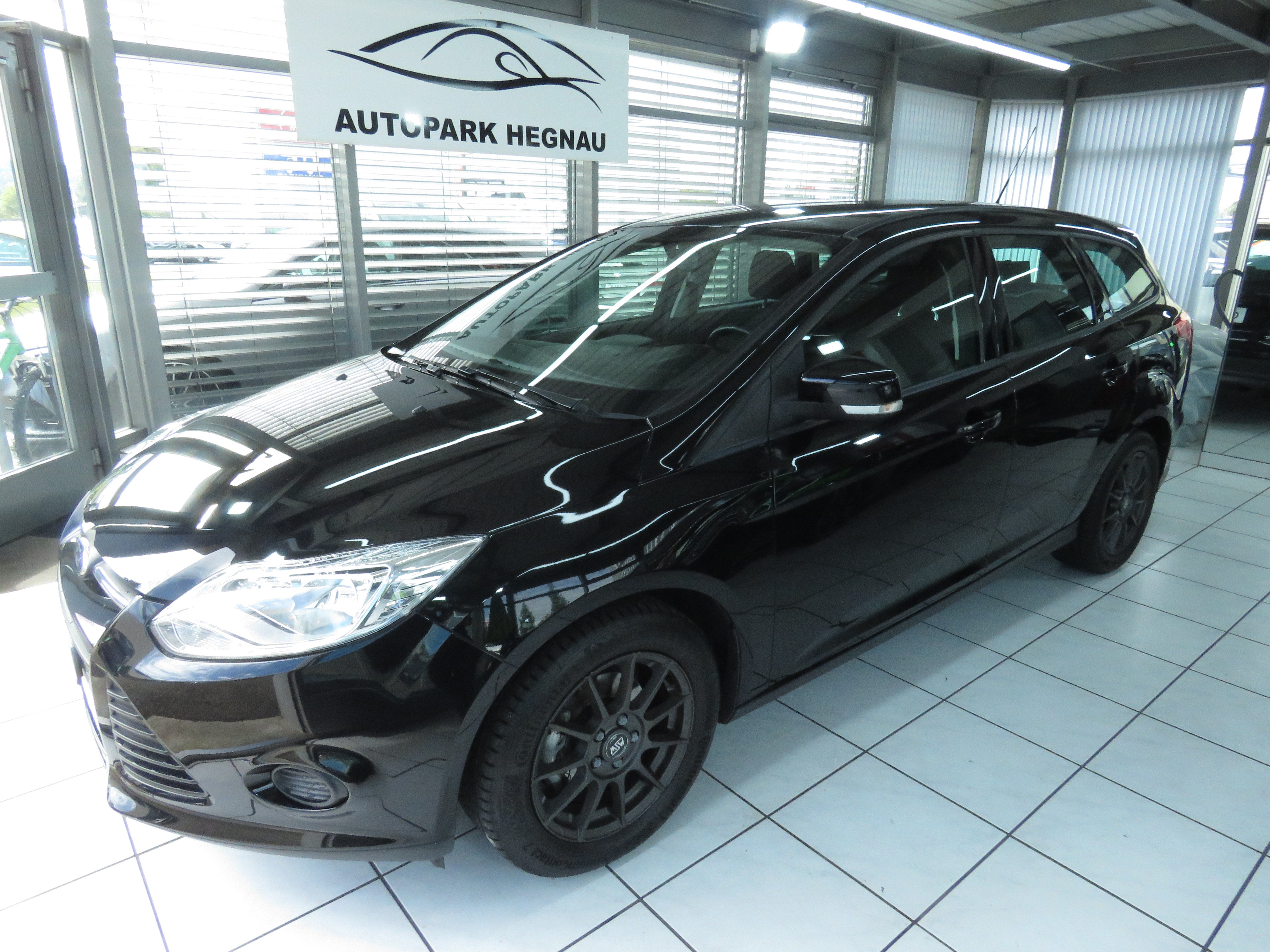 FORD Focus 1.0 SCTi Trend