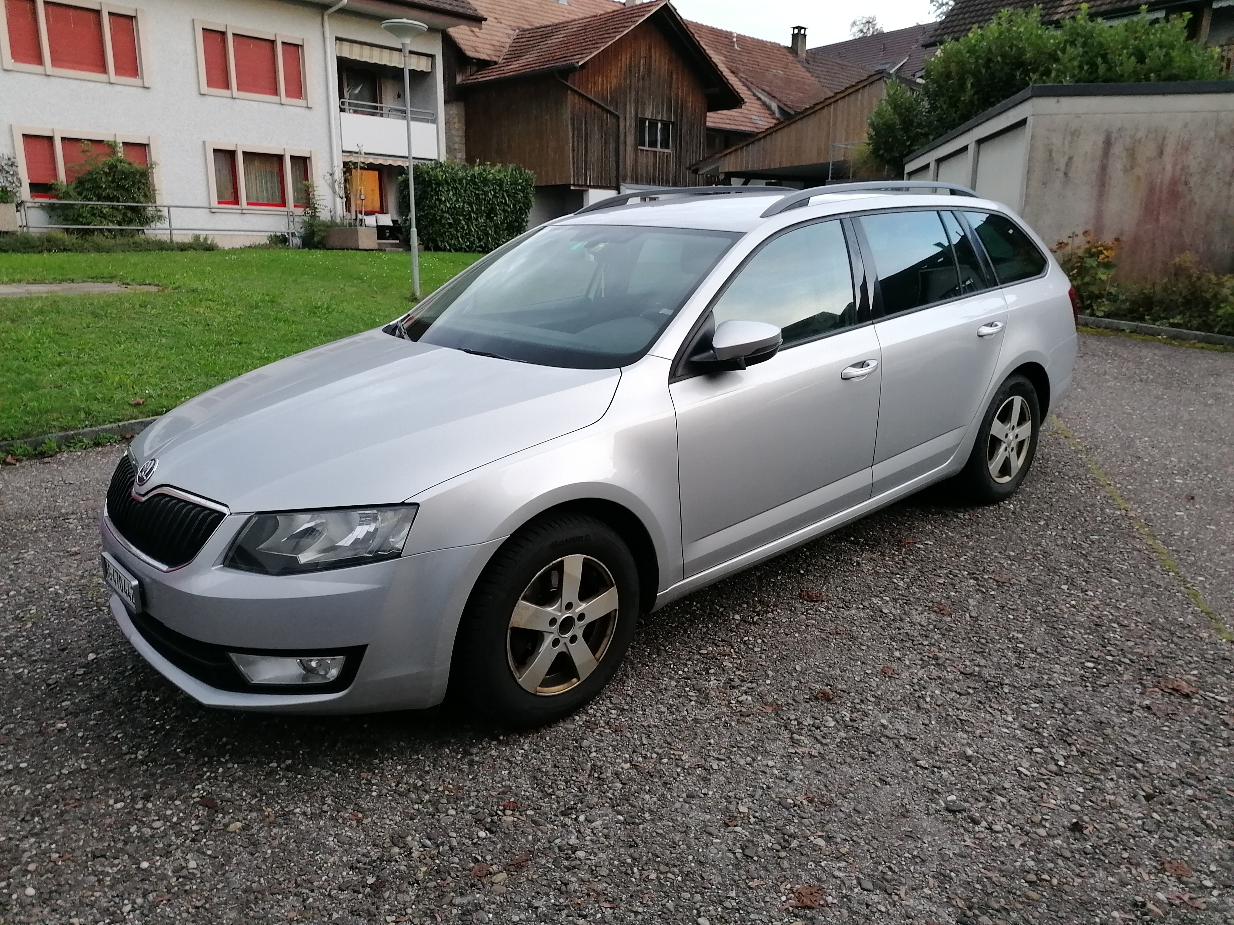 SKODA Octavia Combi 1.6 TDI Elegance DSG